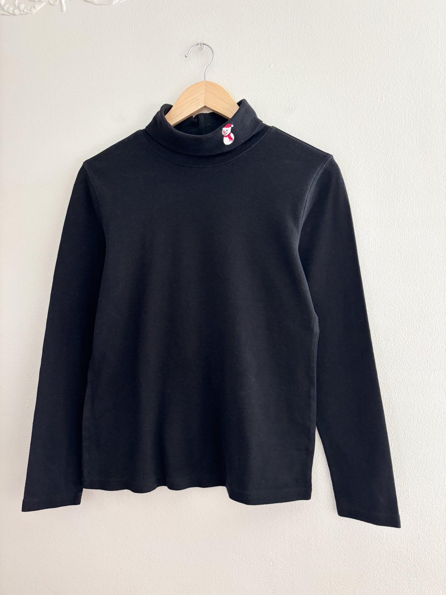 Black Snowman Embroidered Turtleneck (M)
