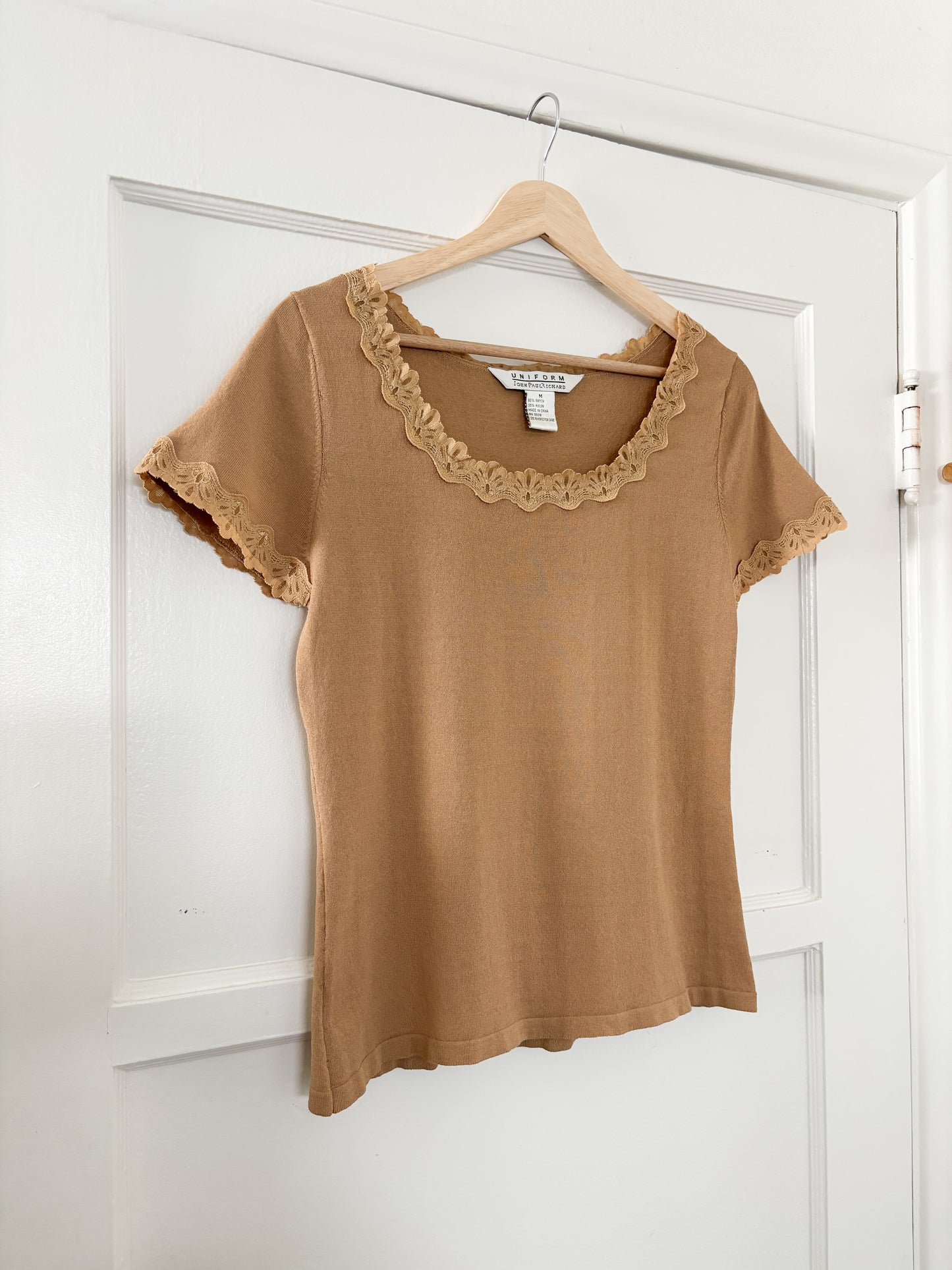 Vintage Scallop Trimmed Top (M)