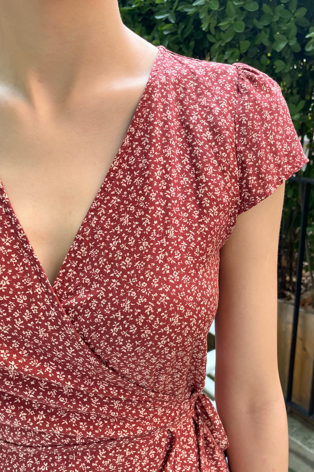 Brandy Mellville Floral Wrap dress (S/M)