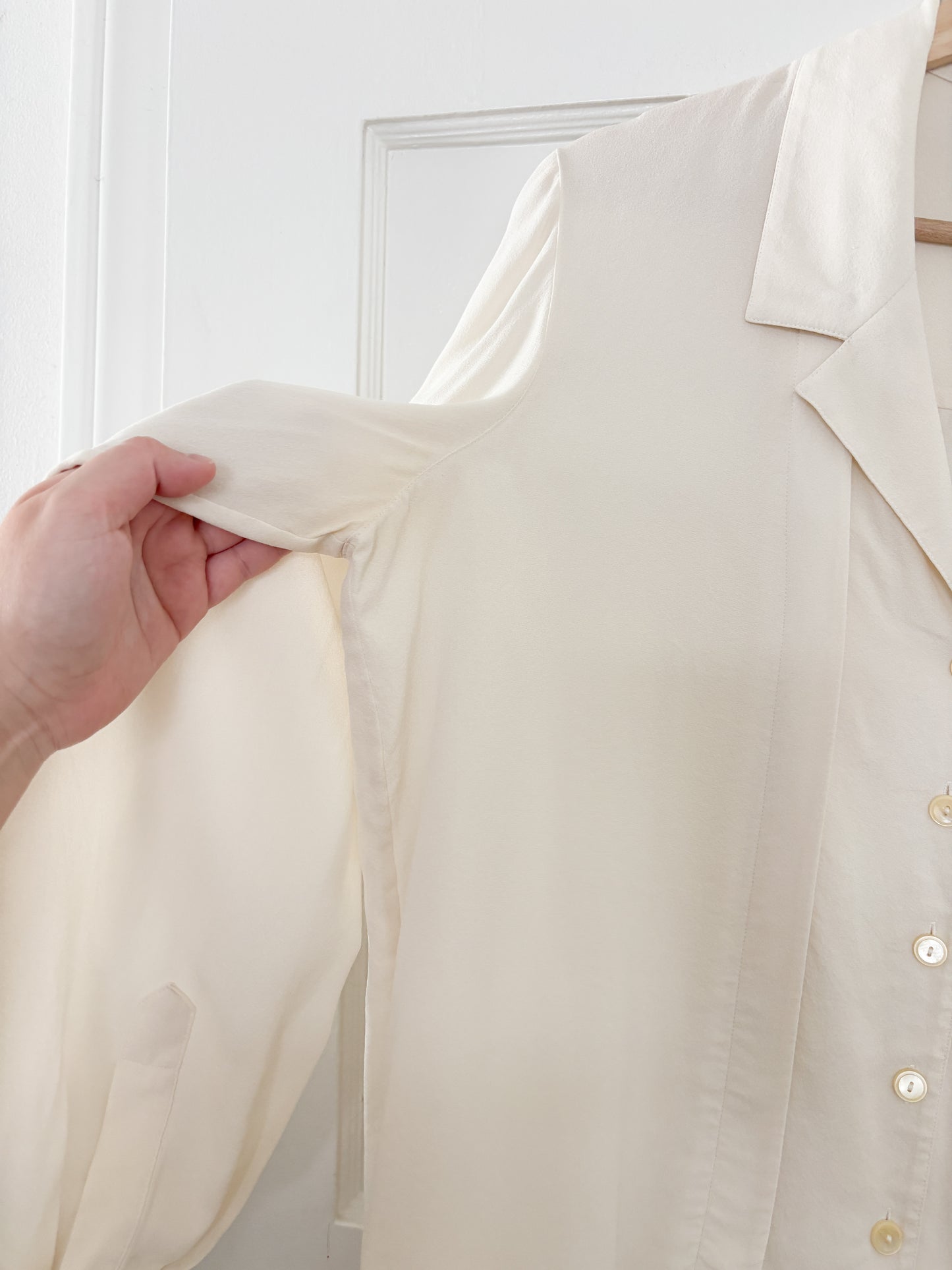 Vintage Silk Button Down (M/L)