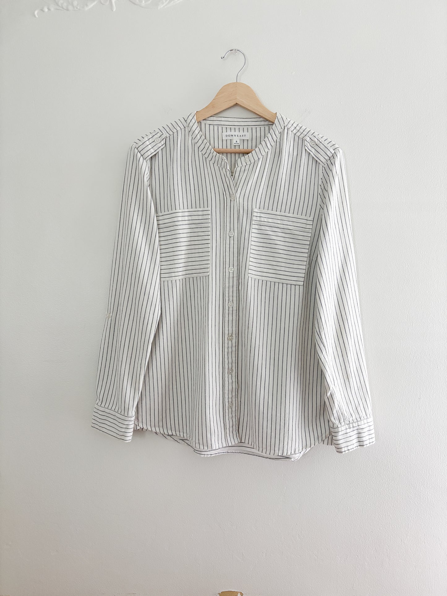 Downeast Striped button down (S)