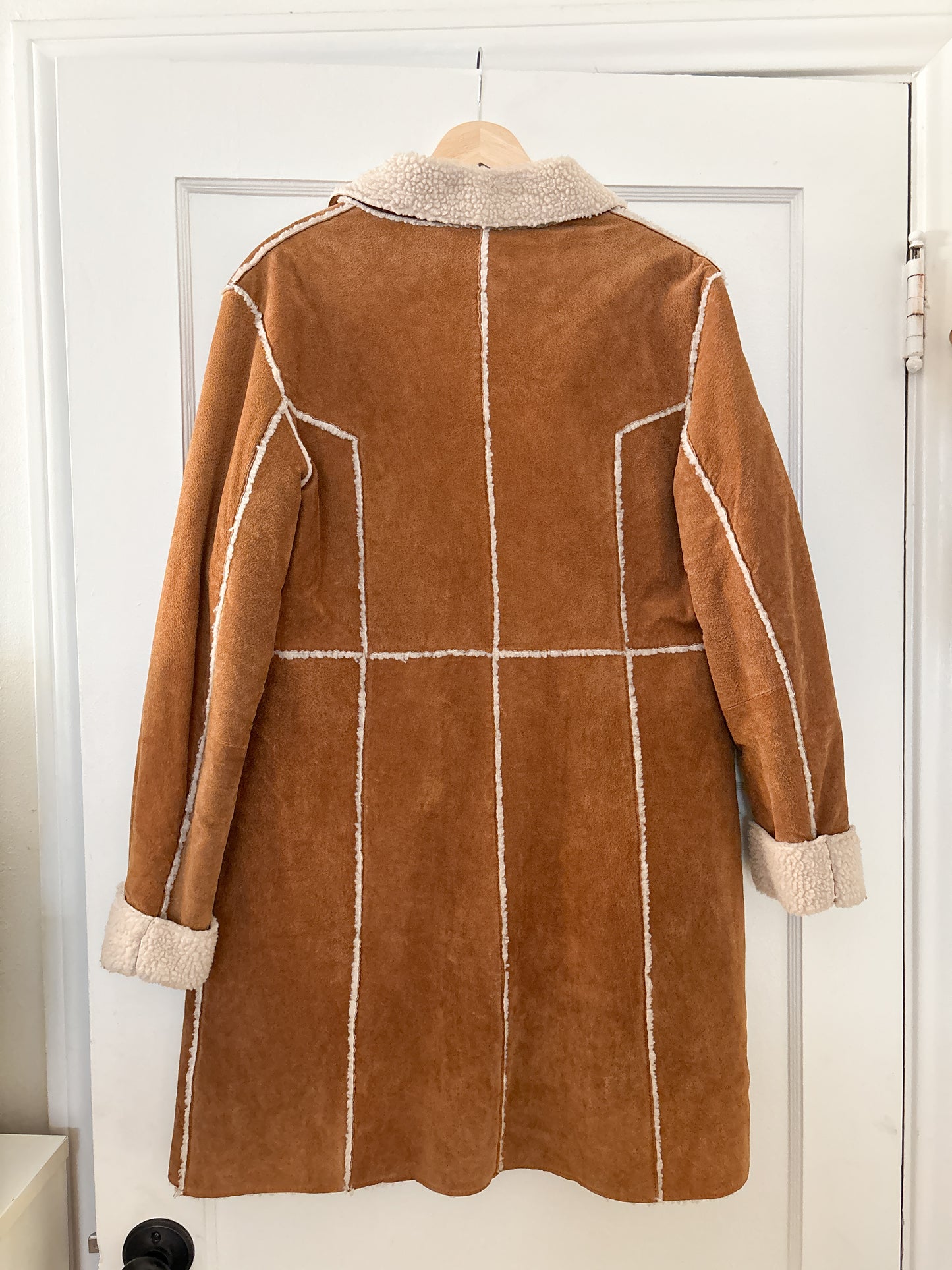 Vintage Leather Sherpa Lined Coat (M)