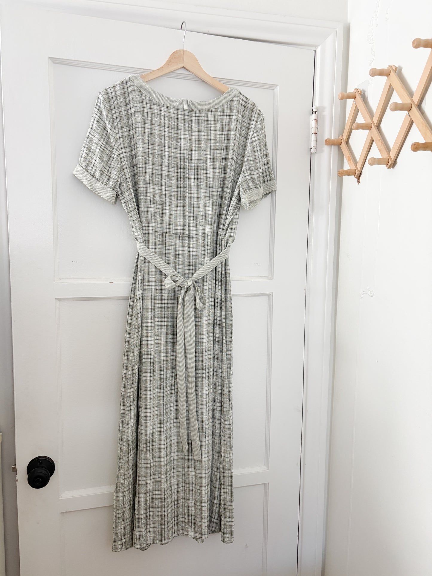 Vintage Plaid Dress (M/L)