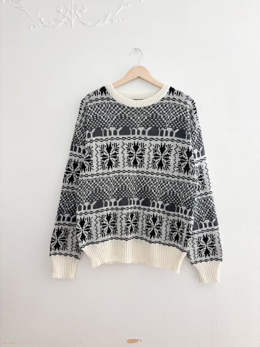 Vintage Patterned Sweater (L)