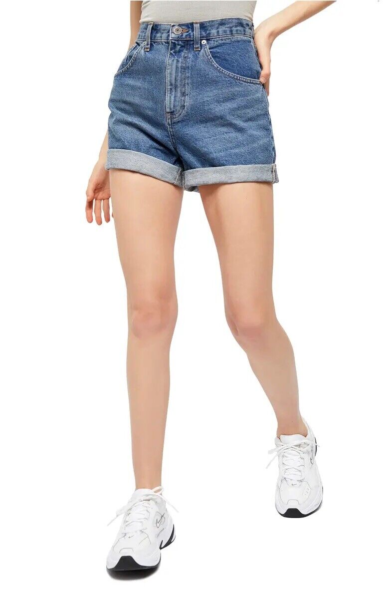 NWT BDG Mom High Rise Shorts (32)