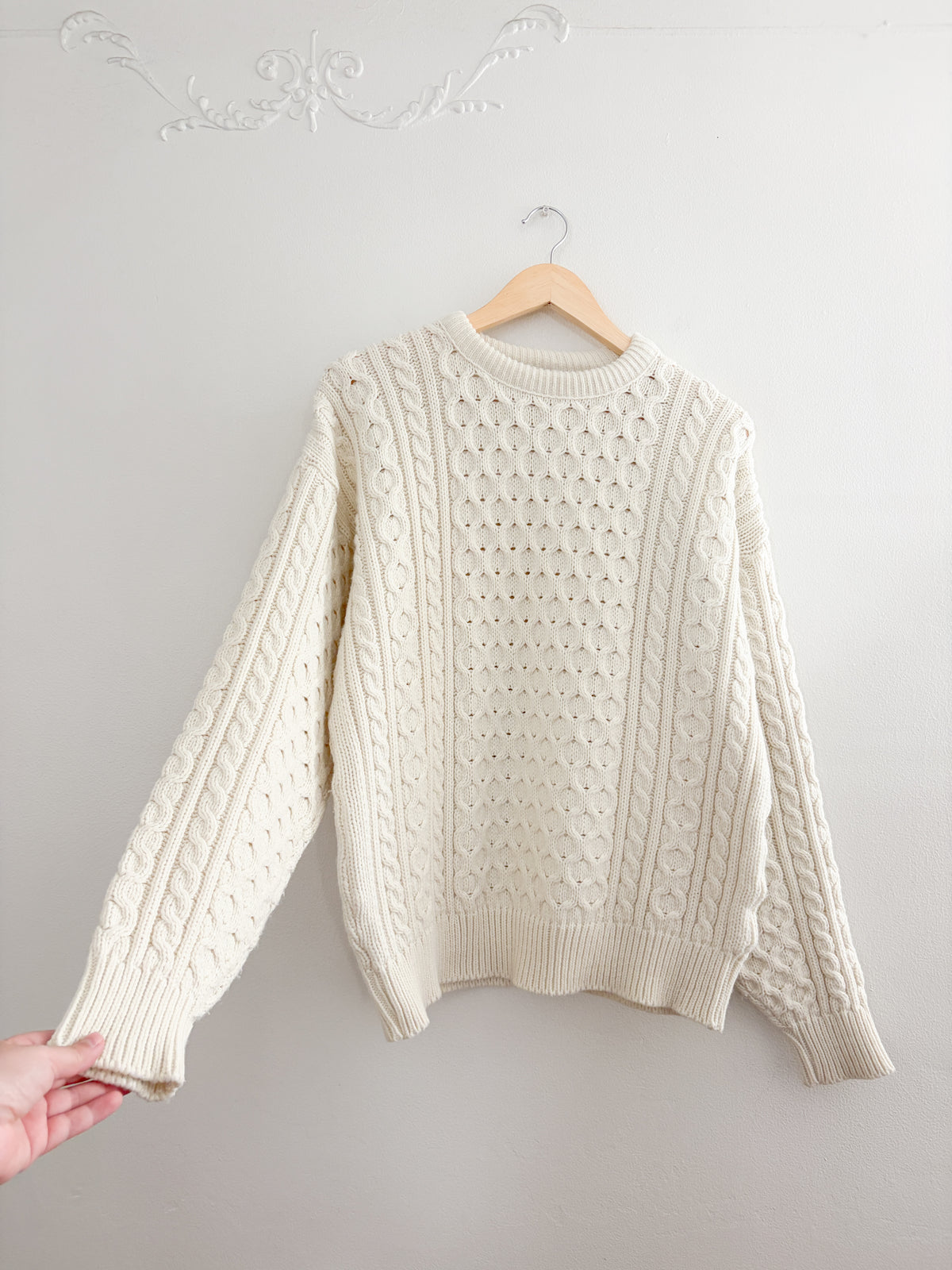 Vintage Cable Knit Sweater (L)