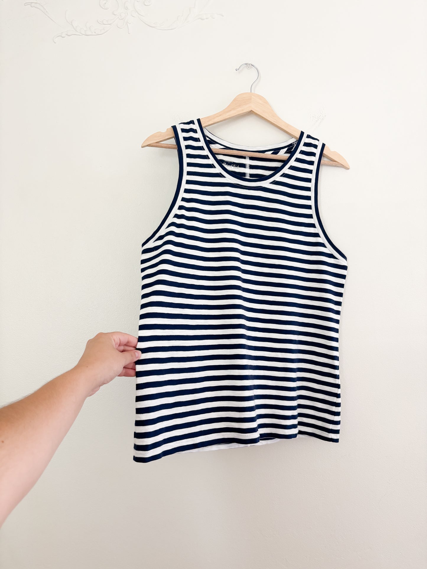 J Crew Girlfriend Tank (M)
