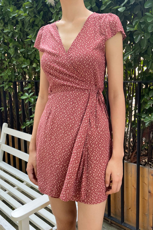 Brandy Mellville Floral Wrap dress (S/M)