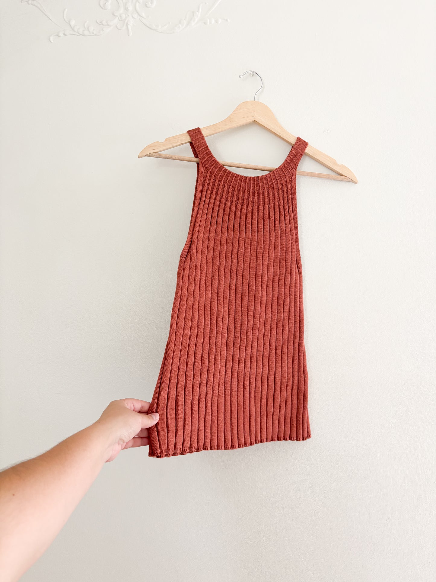 Rue & Willow Ribbed Tank Top (S/M)