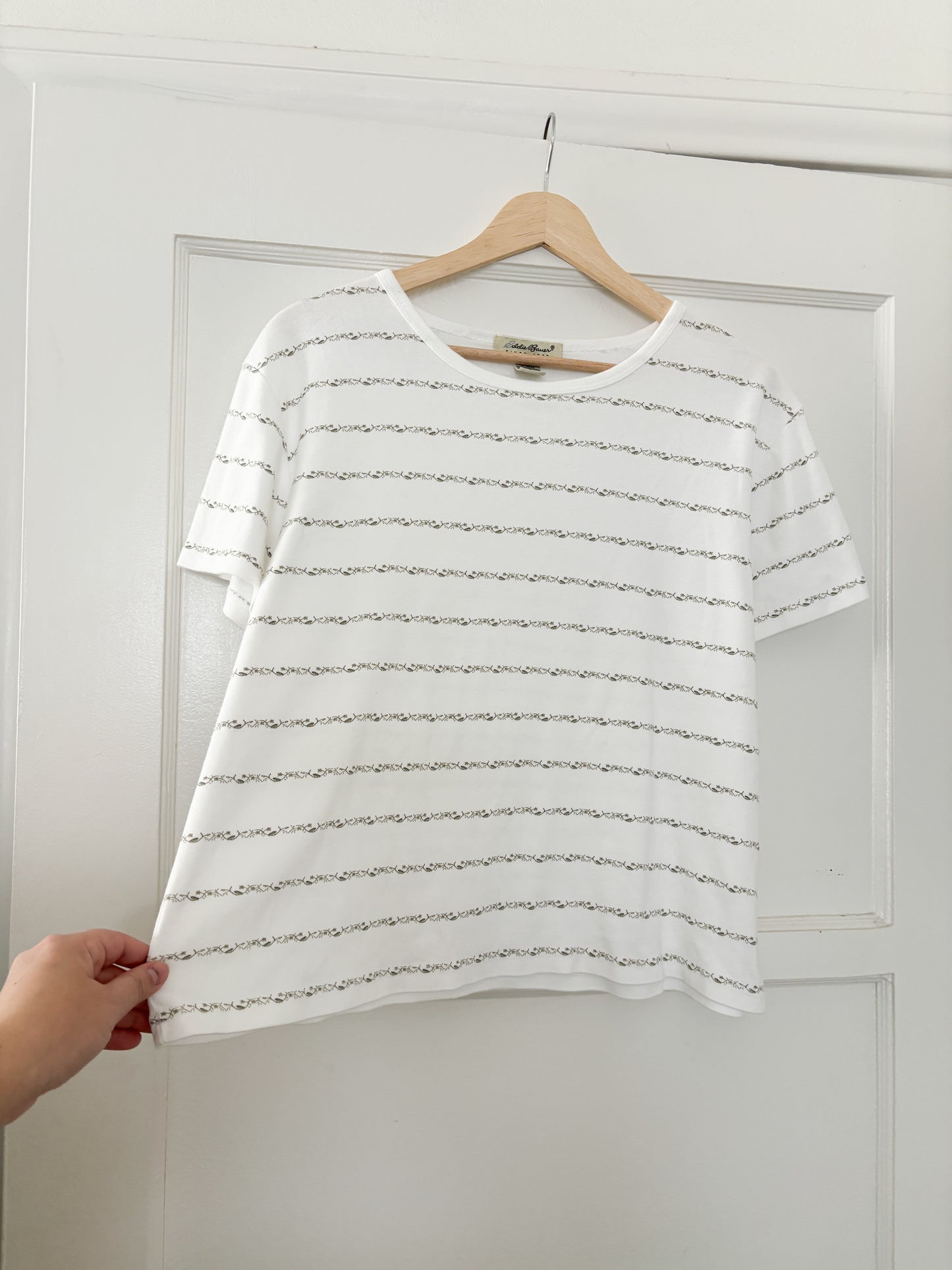 Vintage Eddie Bauer floral tee (XL)