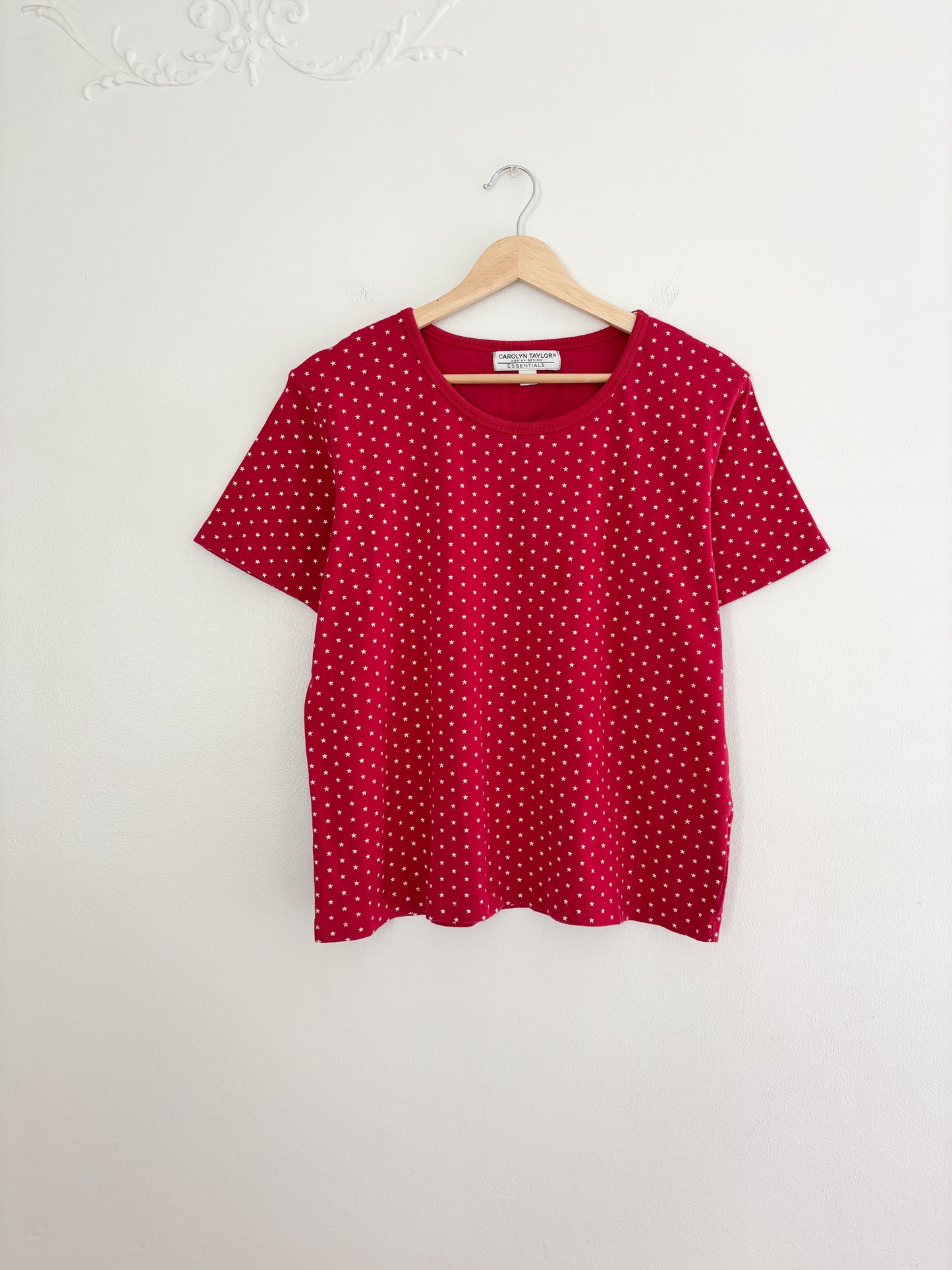 Vintage Red Star Patterned Tee (L)