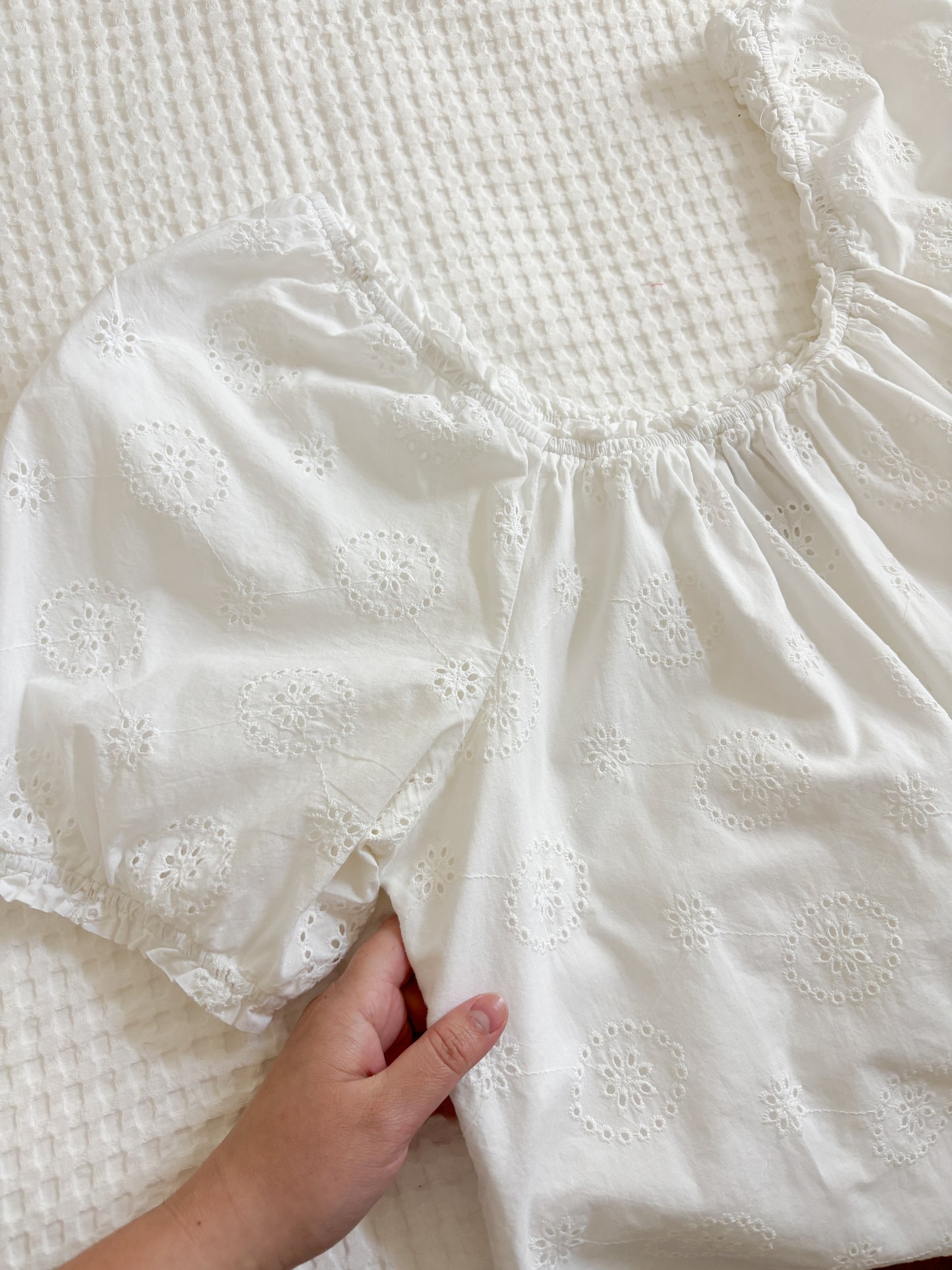 St Johns Bay Eyelet Puff Sleeve Top (XL)