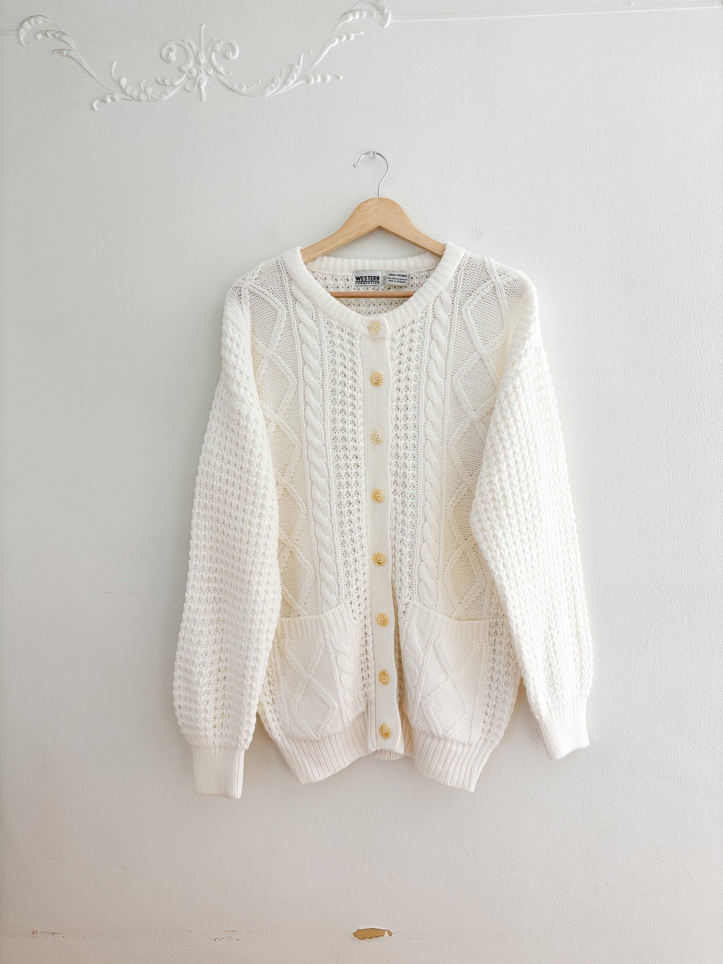 Vintage Cable knit Cardigan (L)