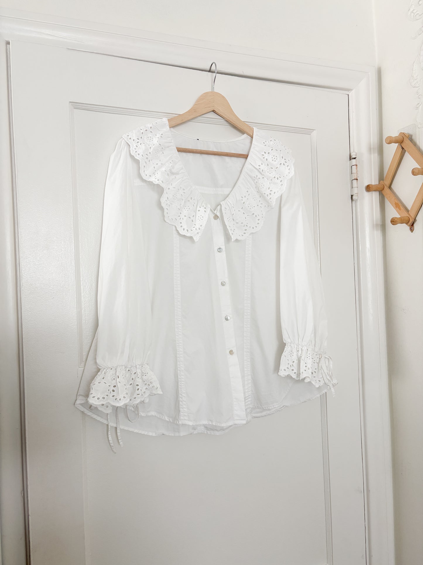 French Connection Eyelet Collar Blouse (M/L)