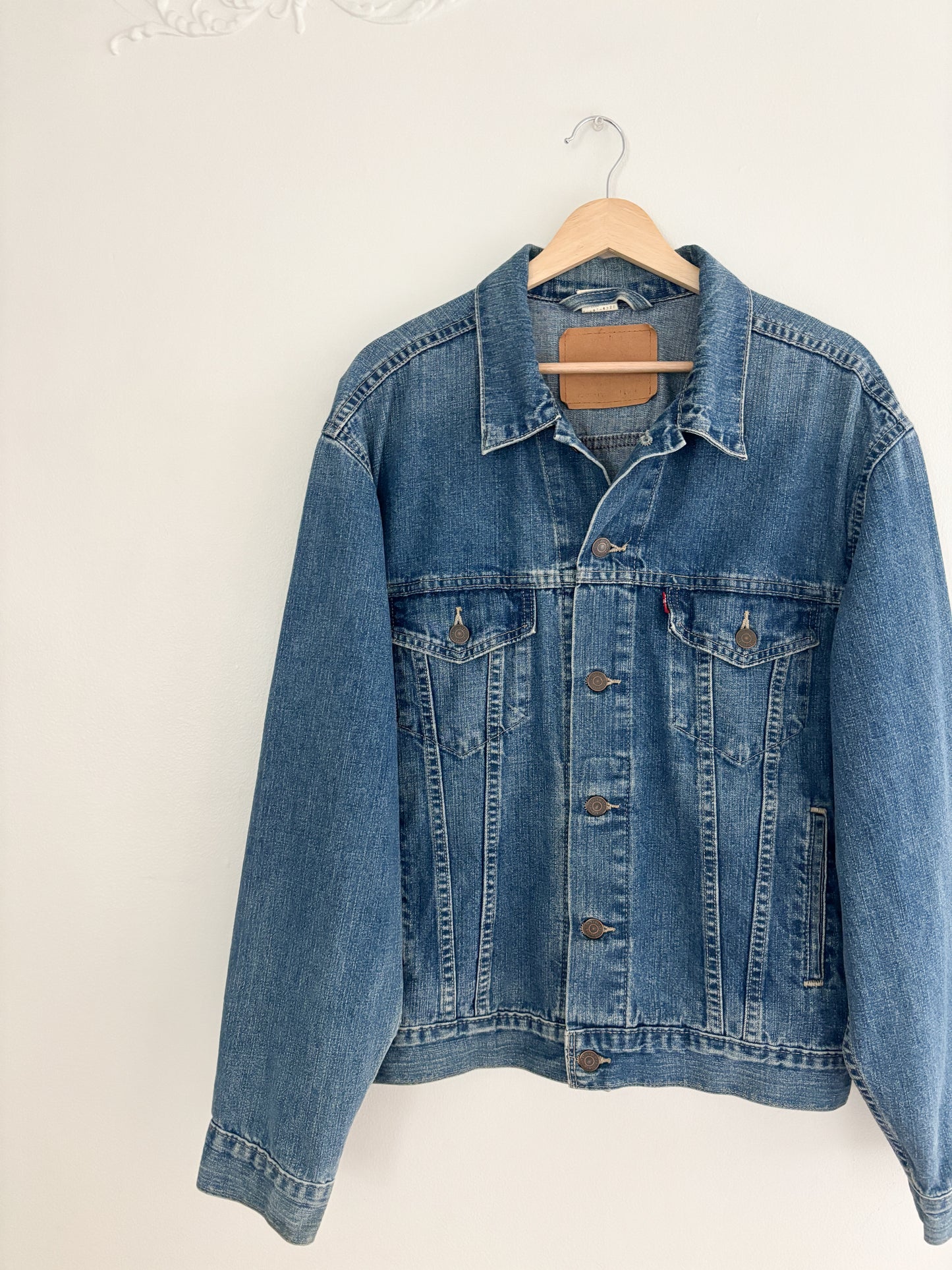Vintage Levis Relaxed Trucker Jacket (M)