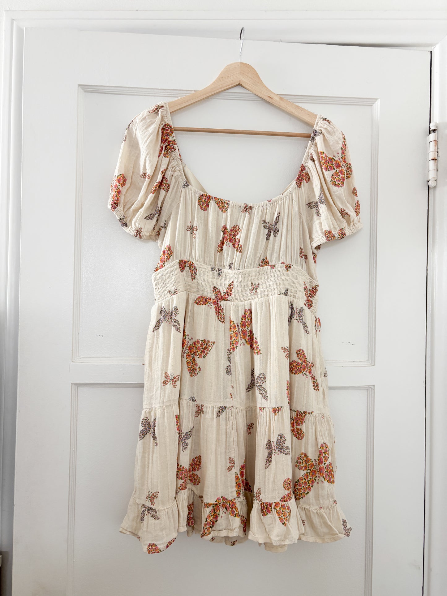 AE Floral Smocked Dress (L)