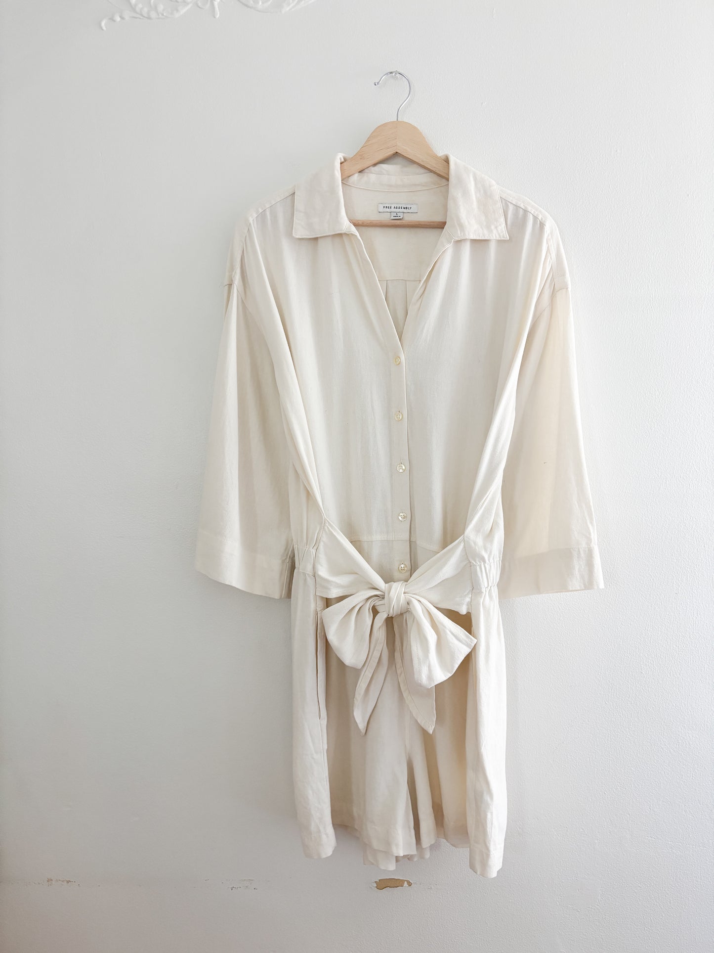 Free Assembly Linen Blend Romper (L)