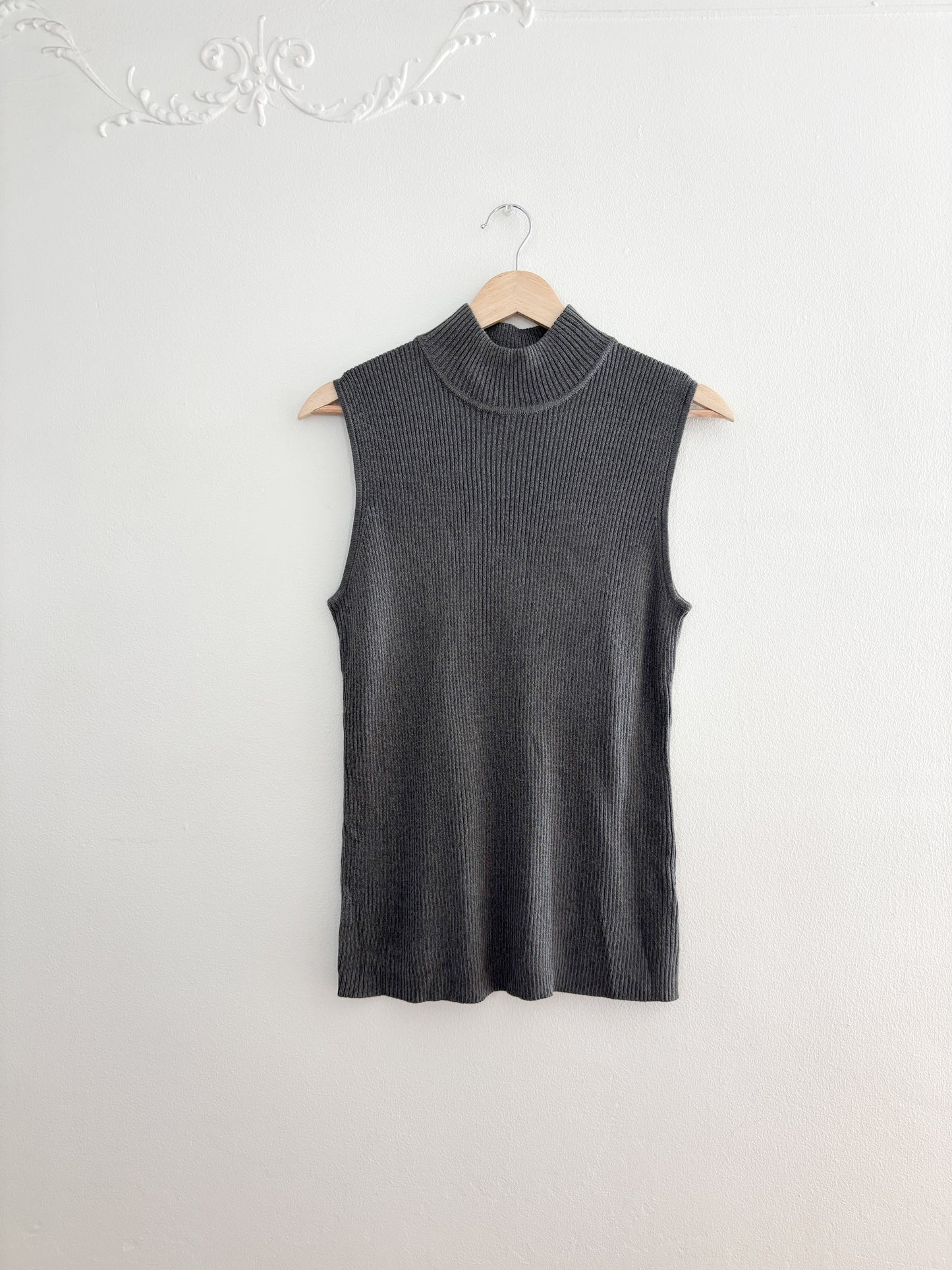 Dana Buchman Ribbed Mockneck (L)