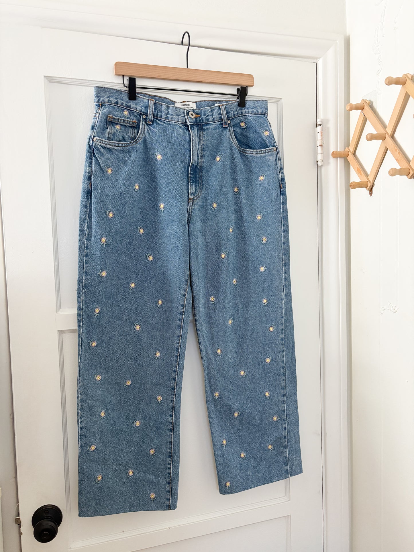 Cotton On Floral “Loose Straight” Jeans