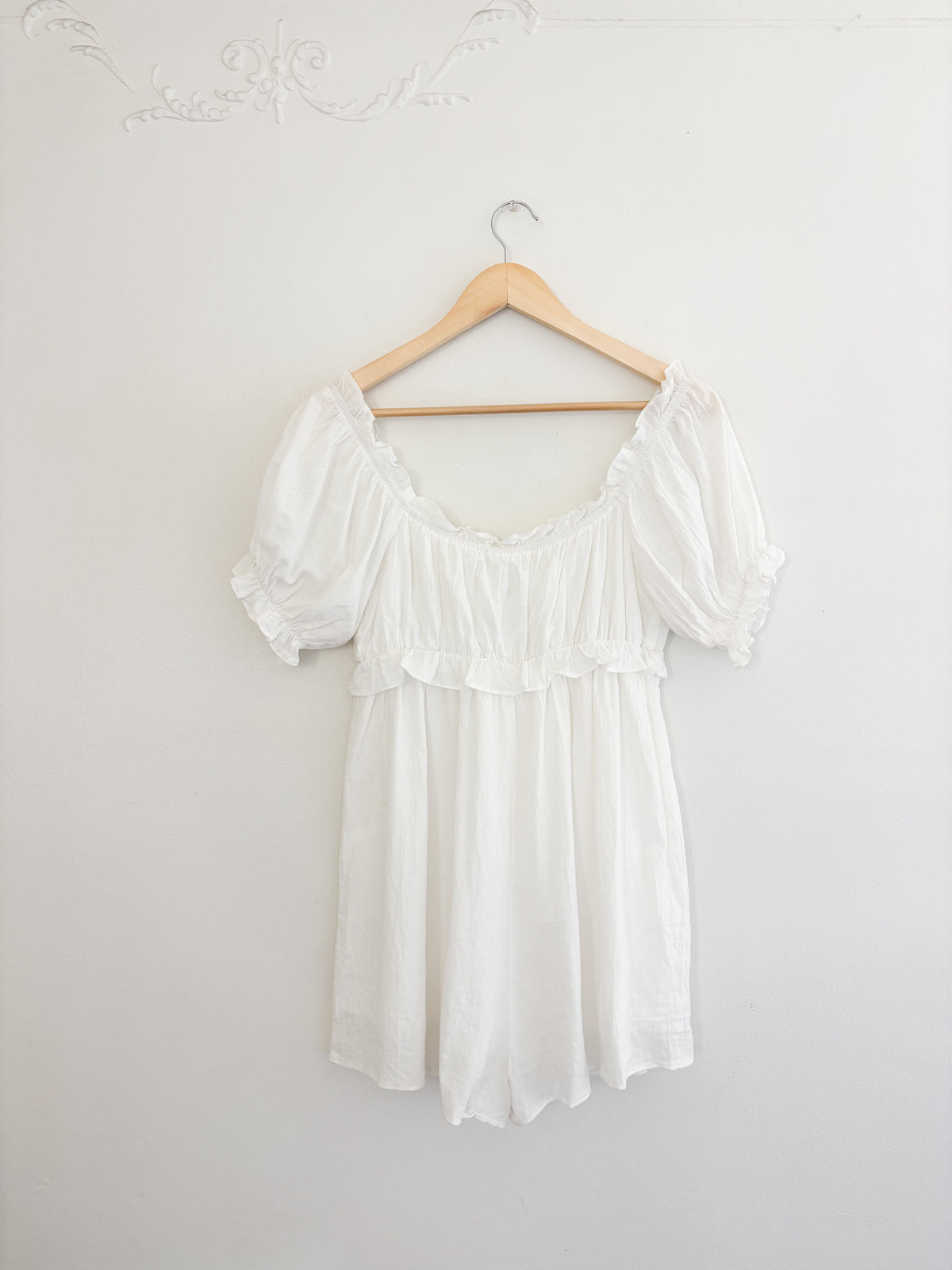 White Puff Sleeve Romper (S)