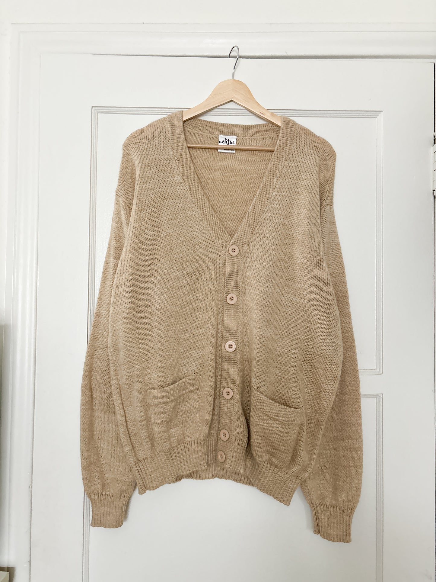 Celitas Neutral Cardigan (L)