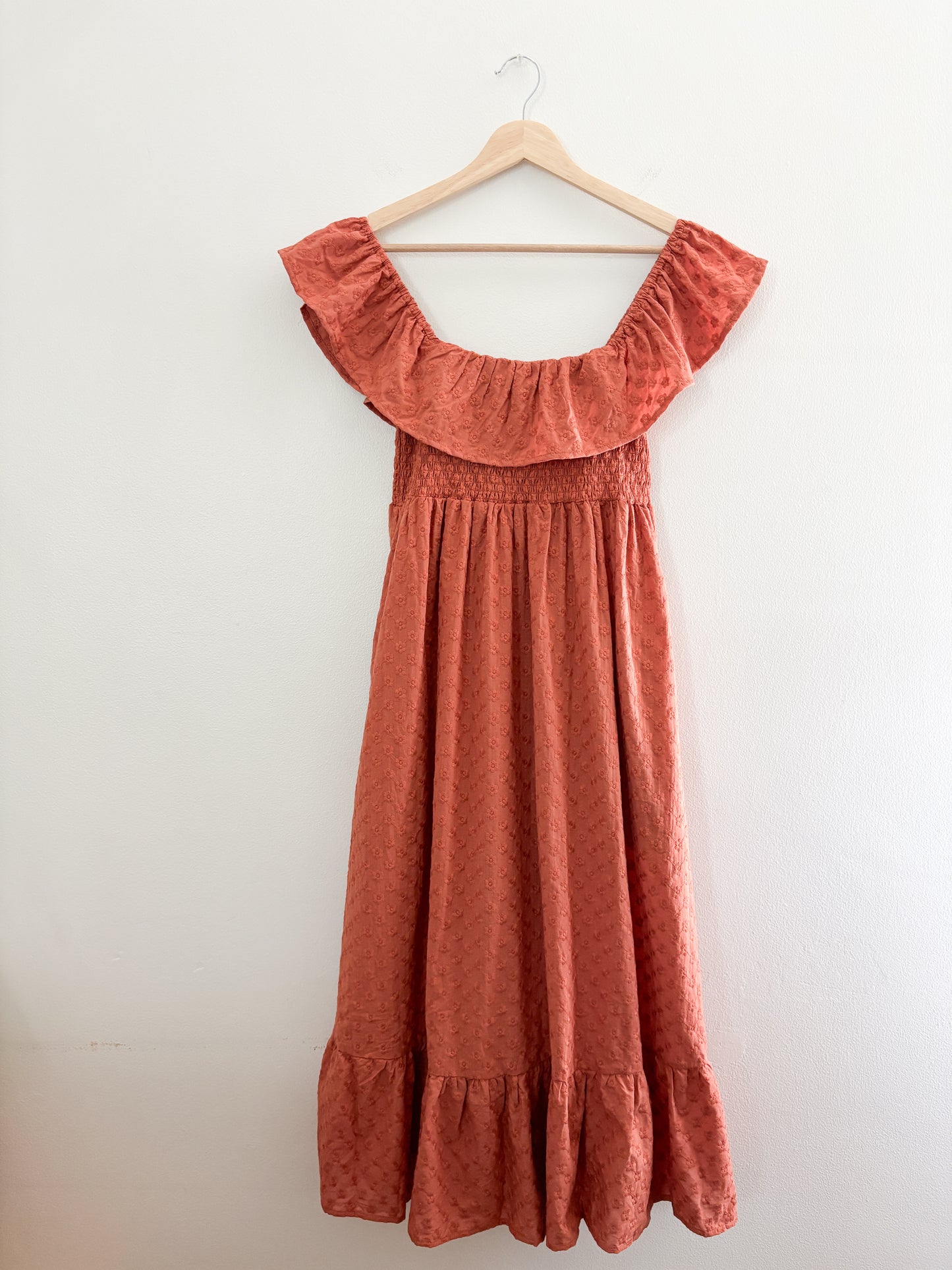 NWT Rylee + Cru Gia Ruffle Smocked Dress