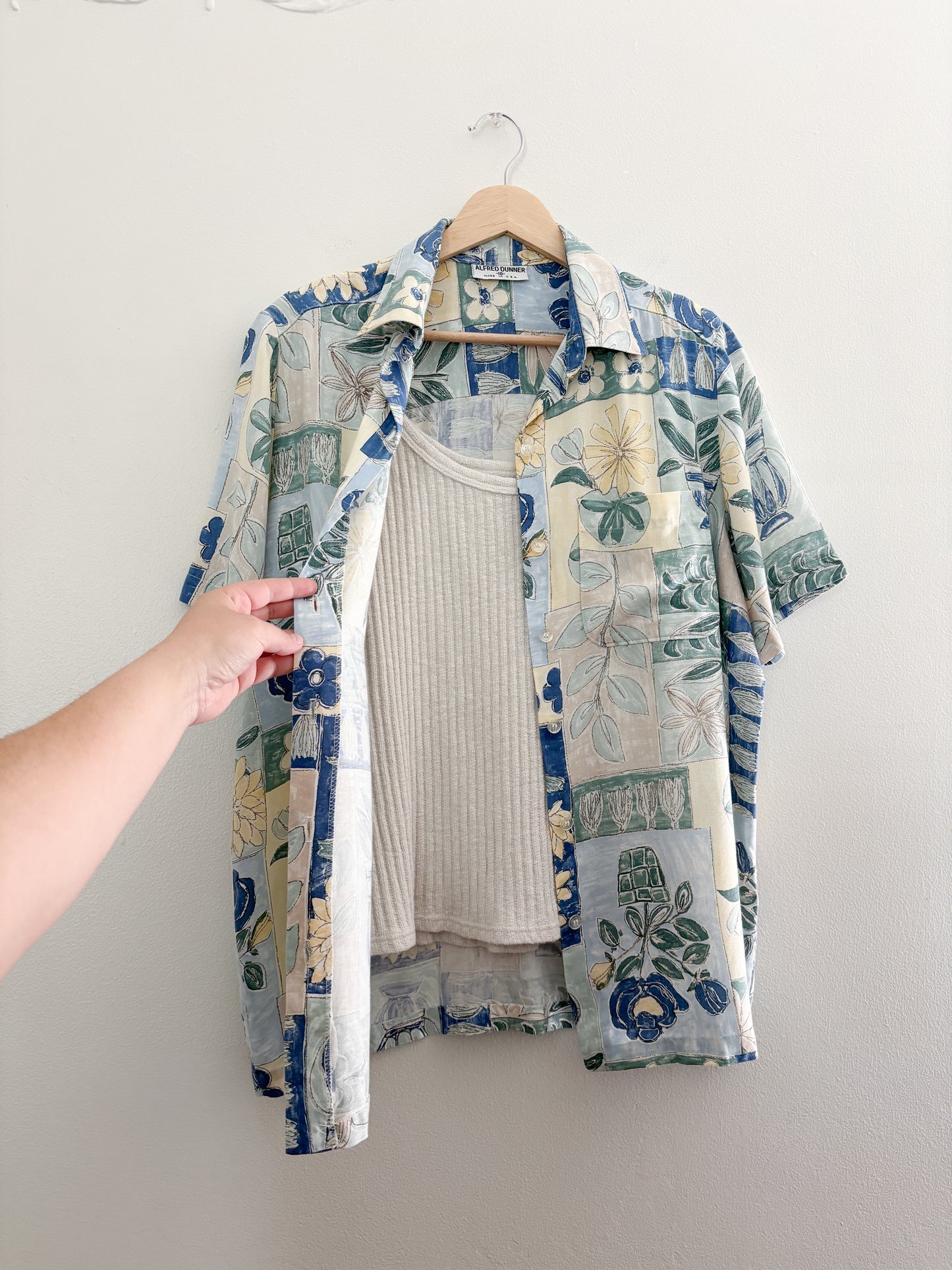 Alfred Dunner Floral button up (M/L)