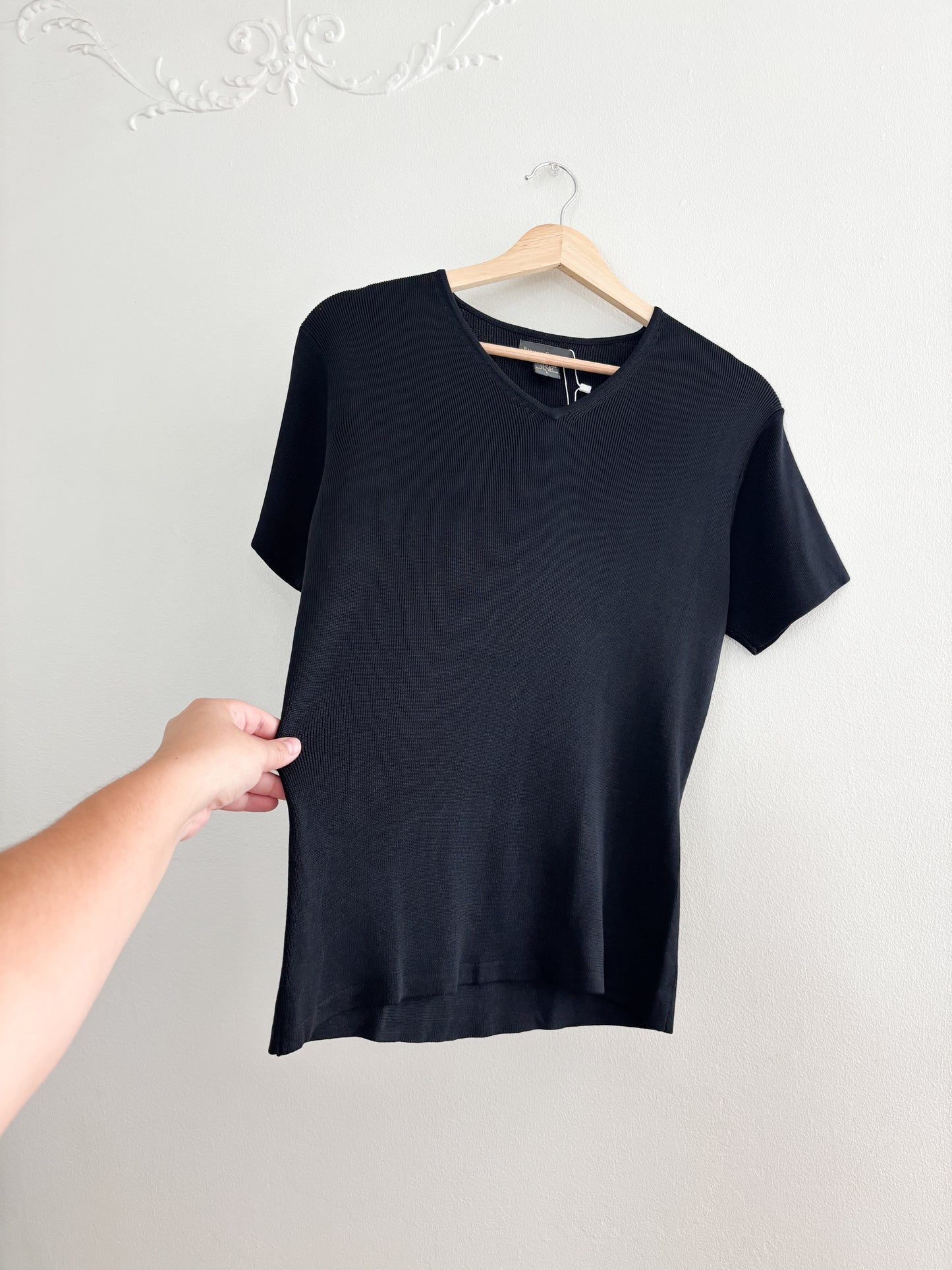 Banana Republic Silk V Neck (L)
