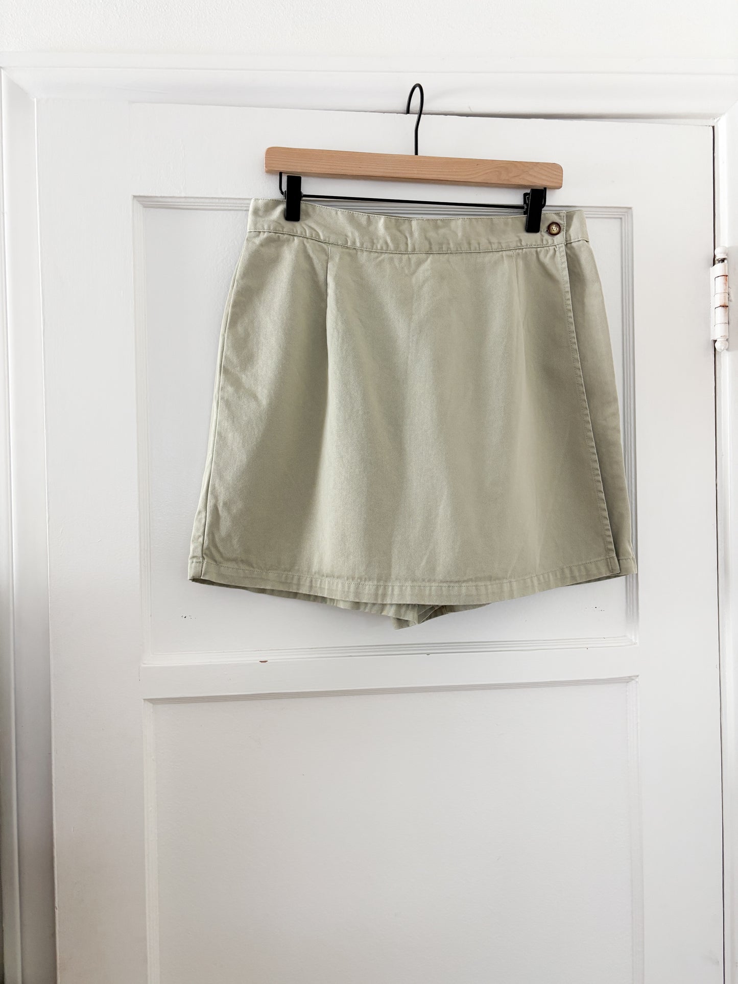Vintage Sage Skort (30/31”)