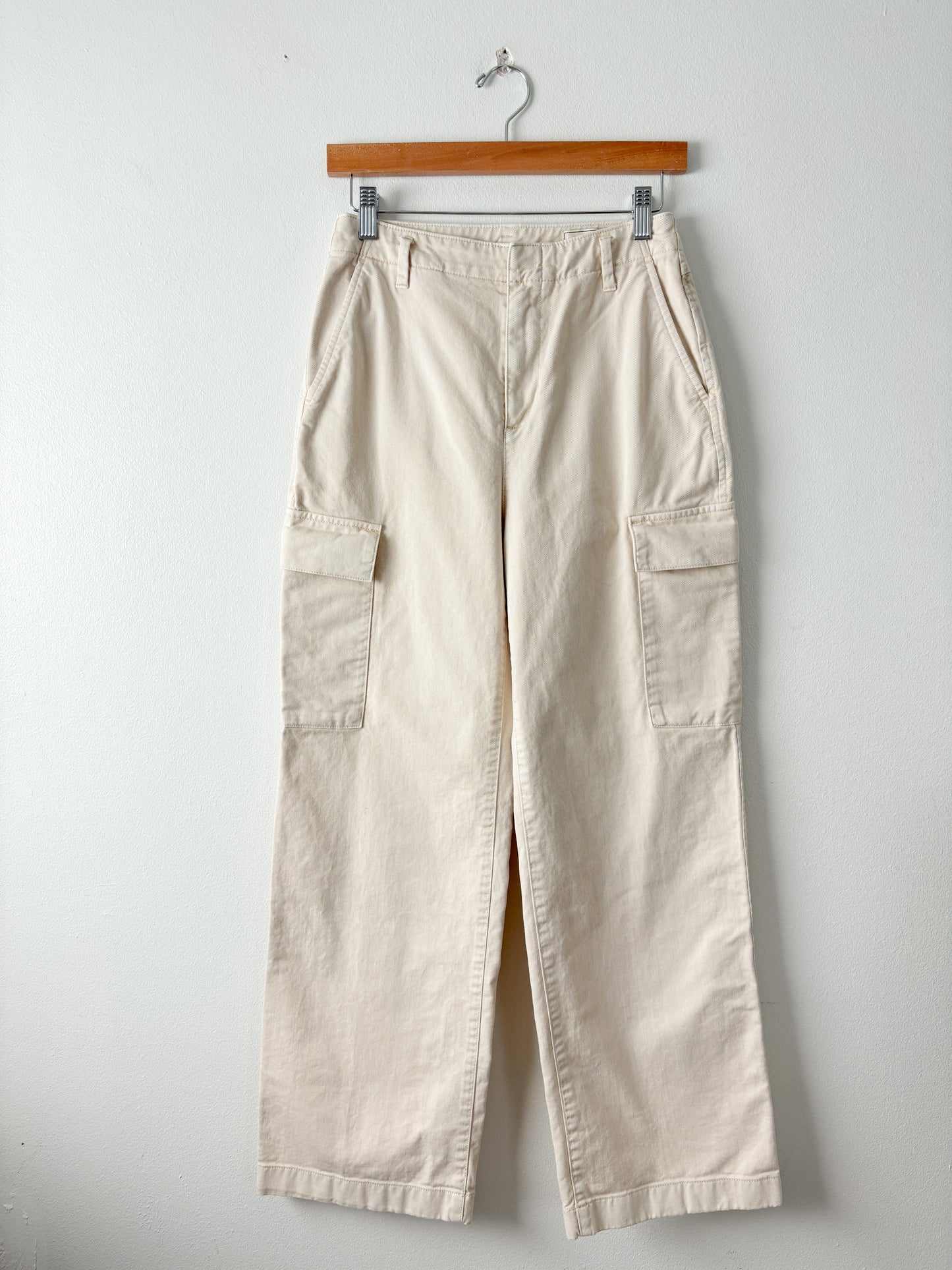 Gap Loose Khaki Cargo Pants