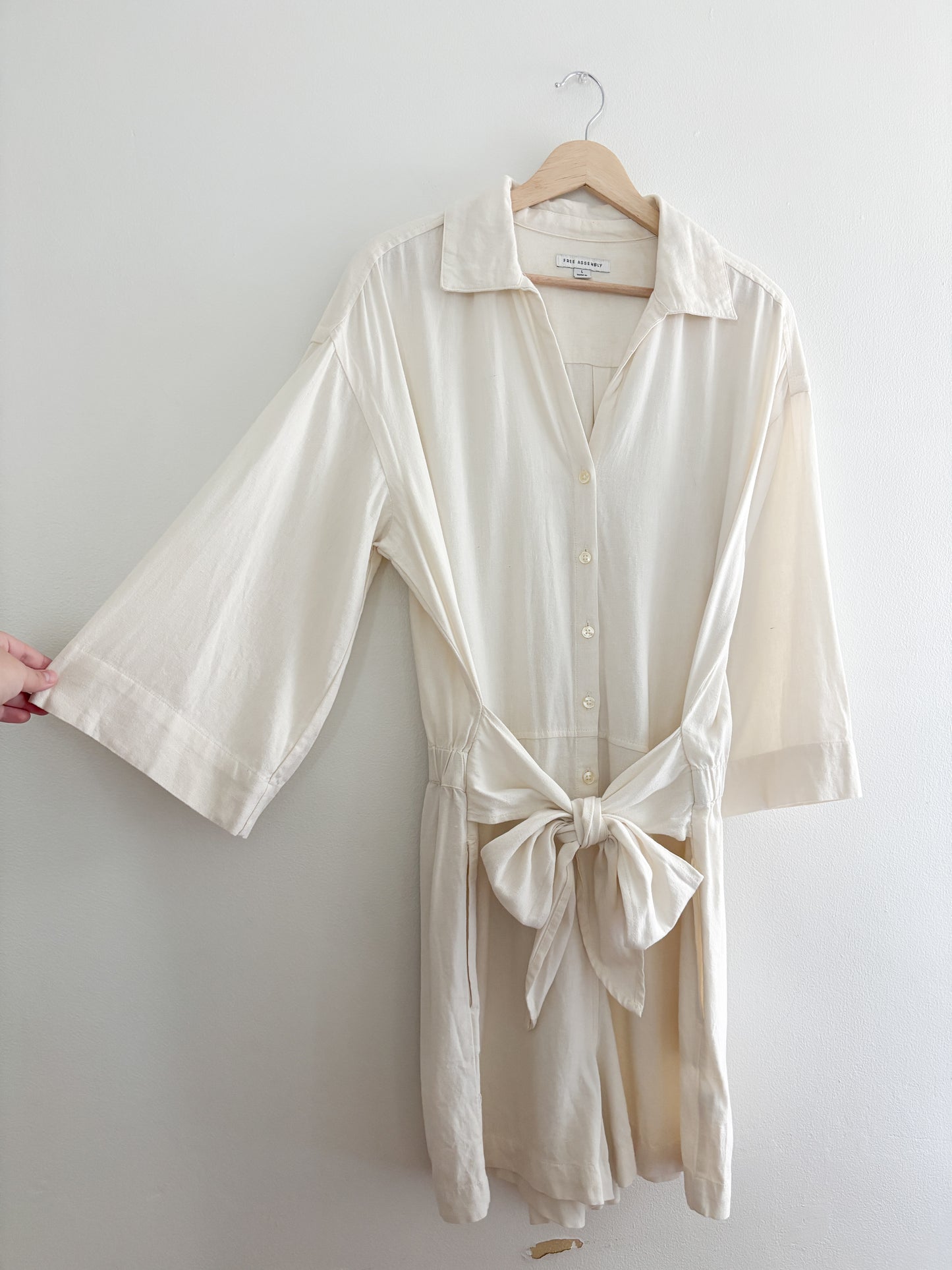 Free Assembly Linen Blend Romper (L)