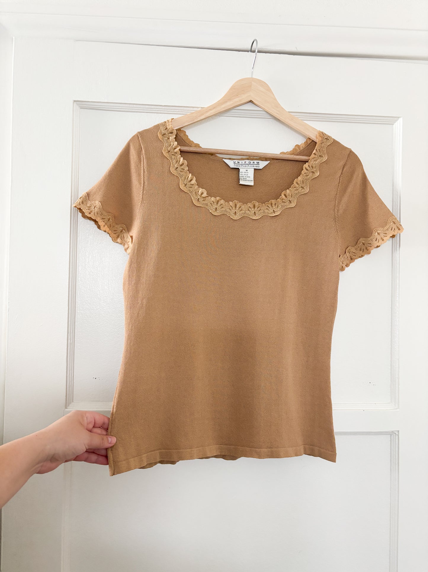 Vintage Scallop Trimmed Top (M)