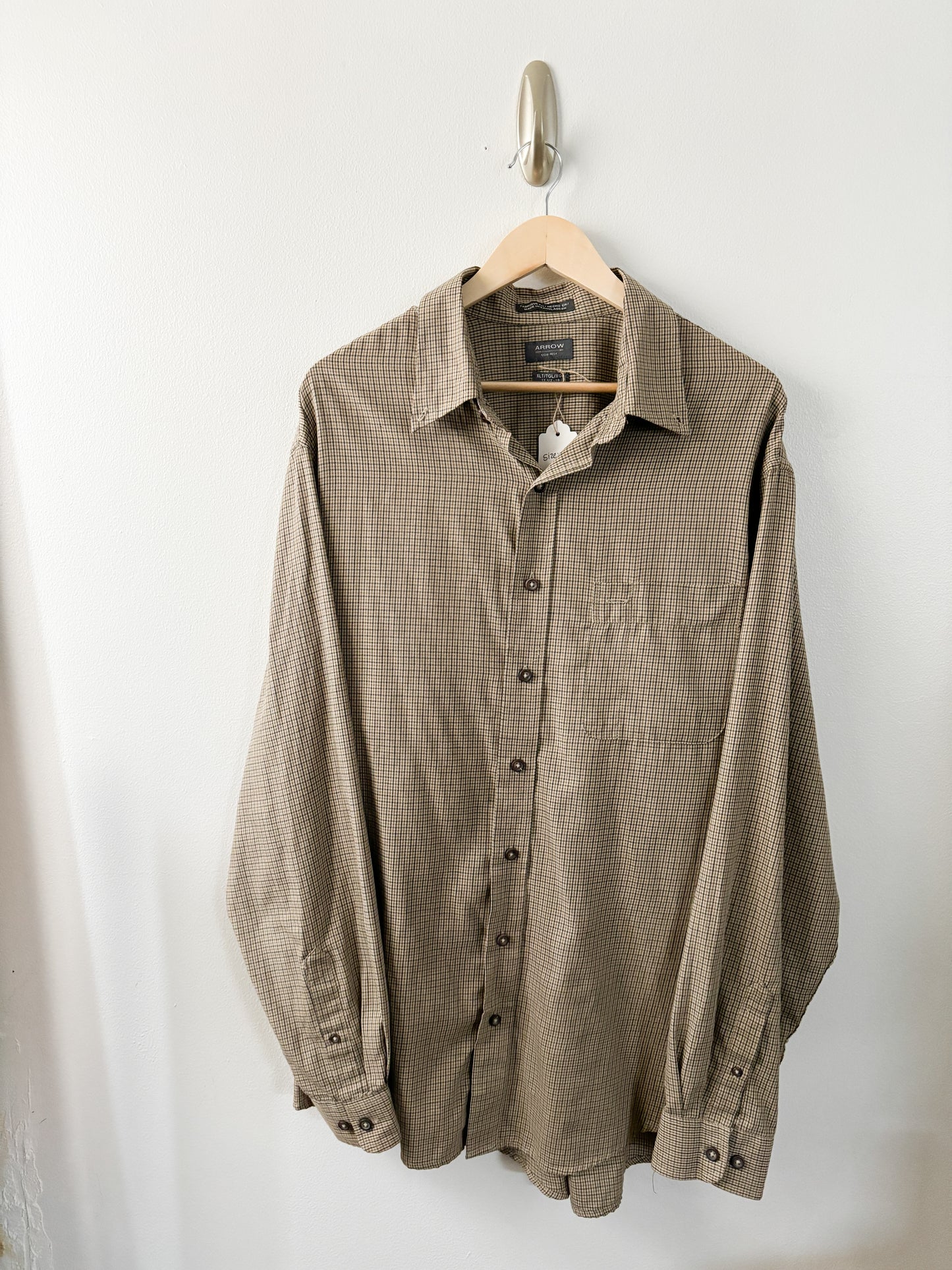 Arrow Plaid Button Down (XL)