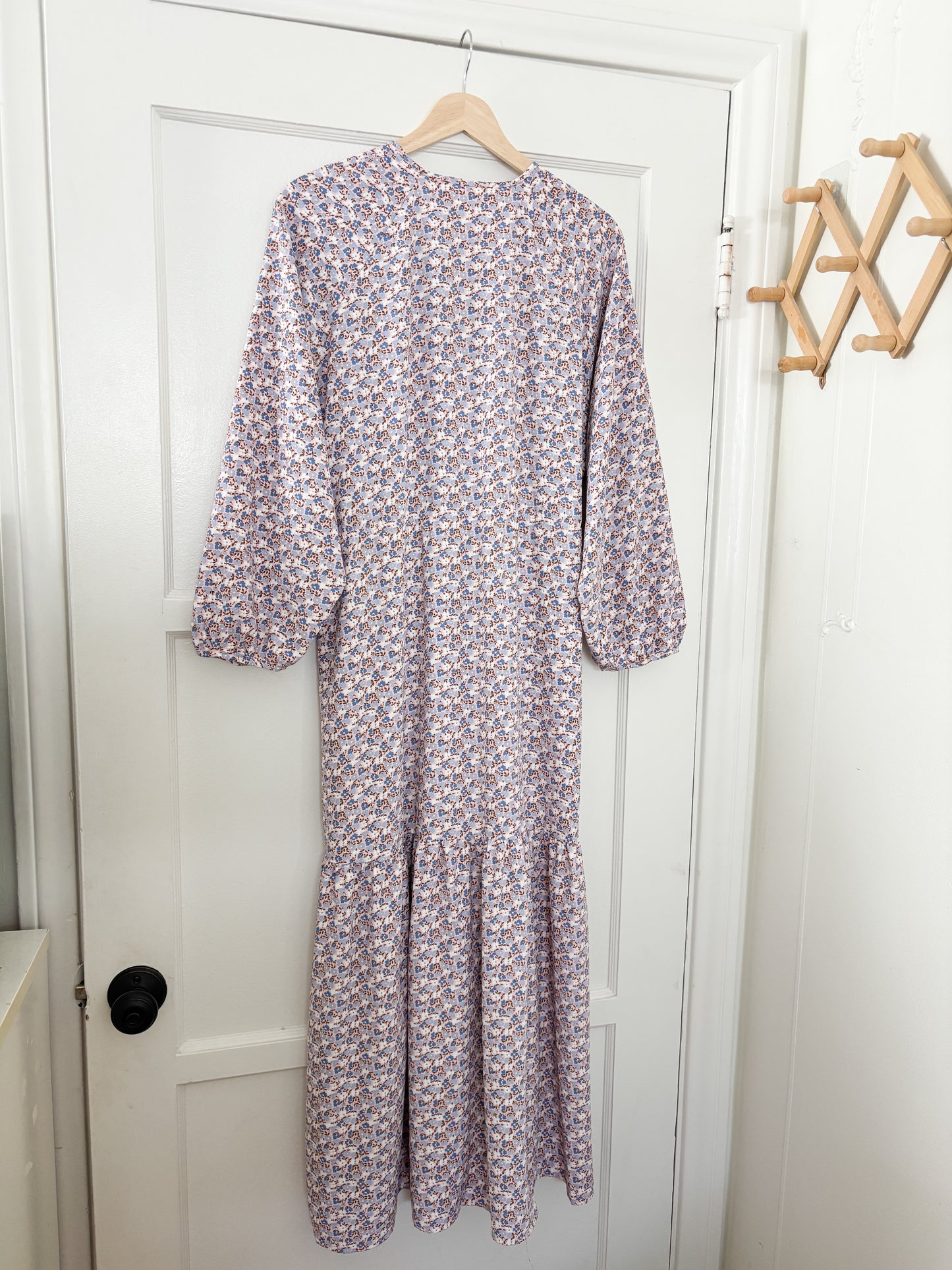 NWT Levis Floral Maxi Dress (XL)