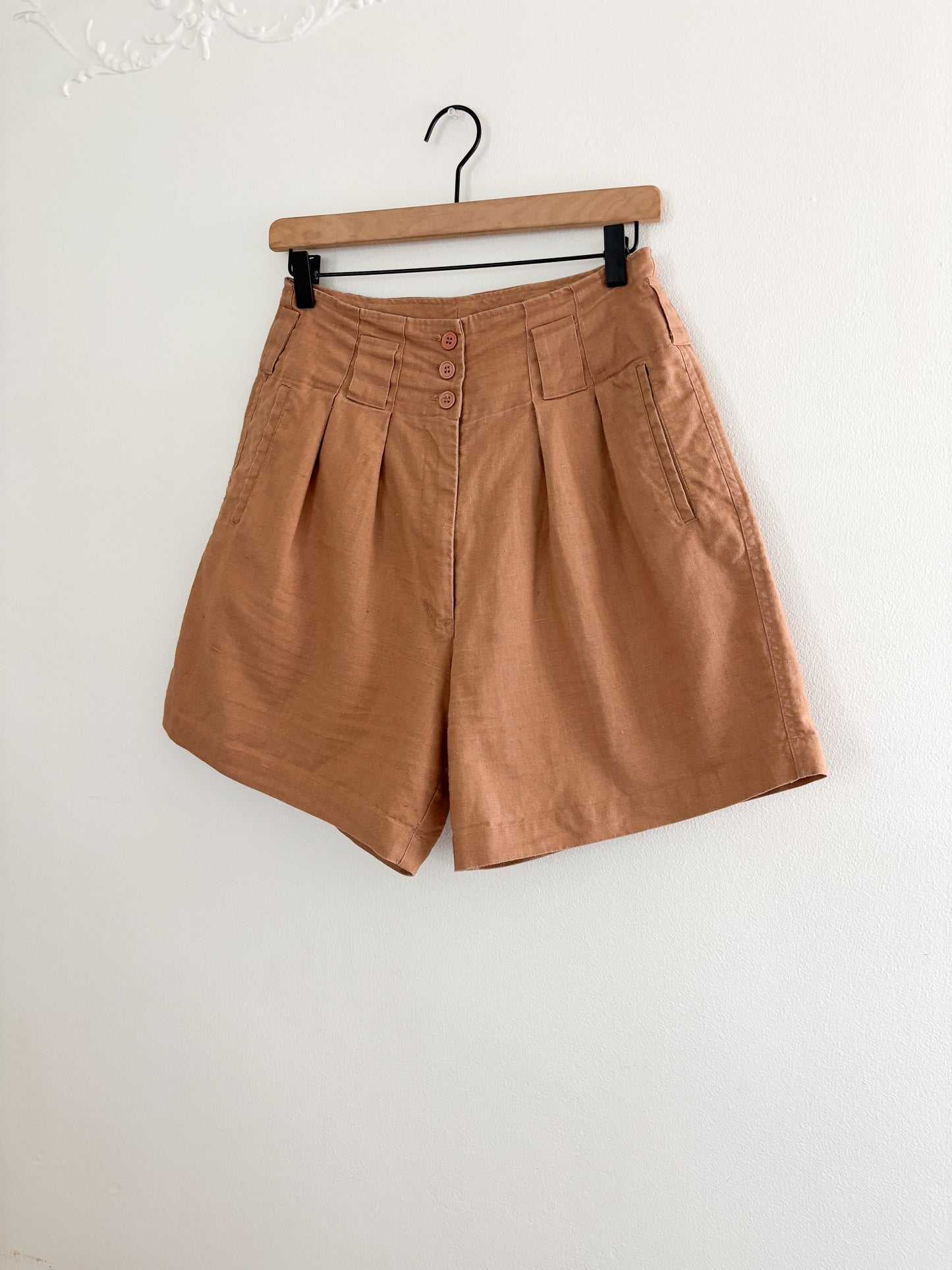 Vintage High Waisted Shorts (26/27”)