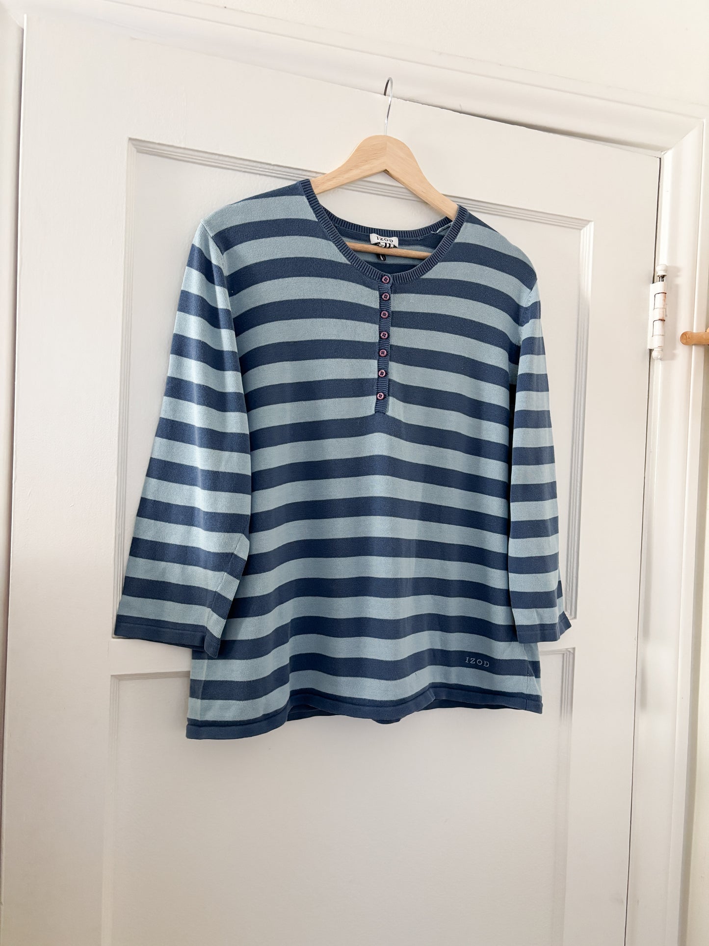 Vintage Izod Striped Top (M/L)