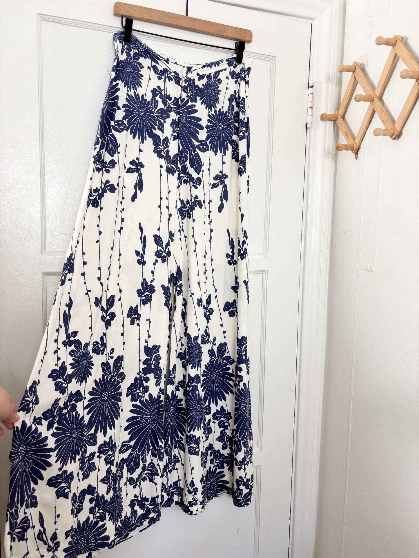 Free People Floral Blue Pants (10)