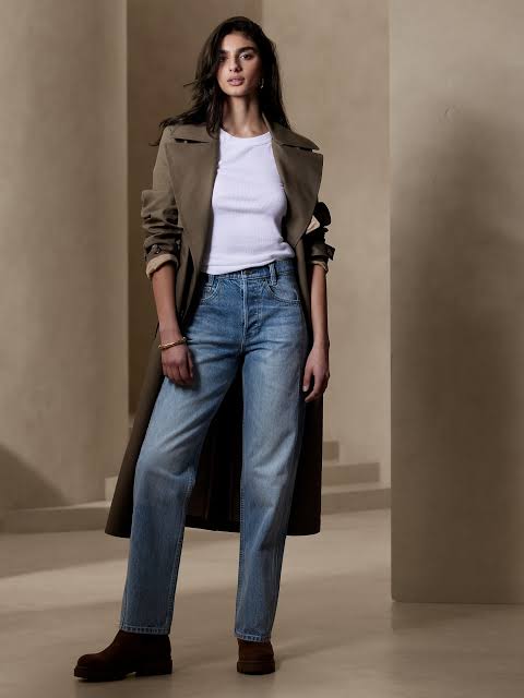 Banana Republic “Ranger” High Rise Straight Jeans (30/31”)