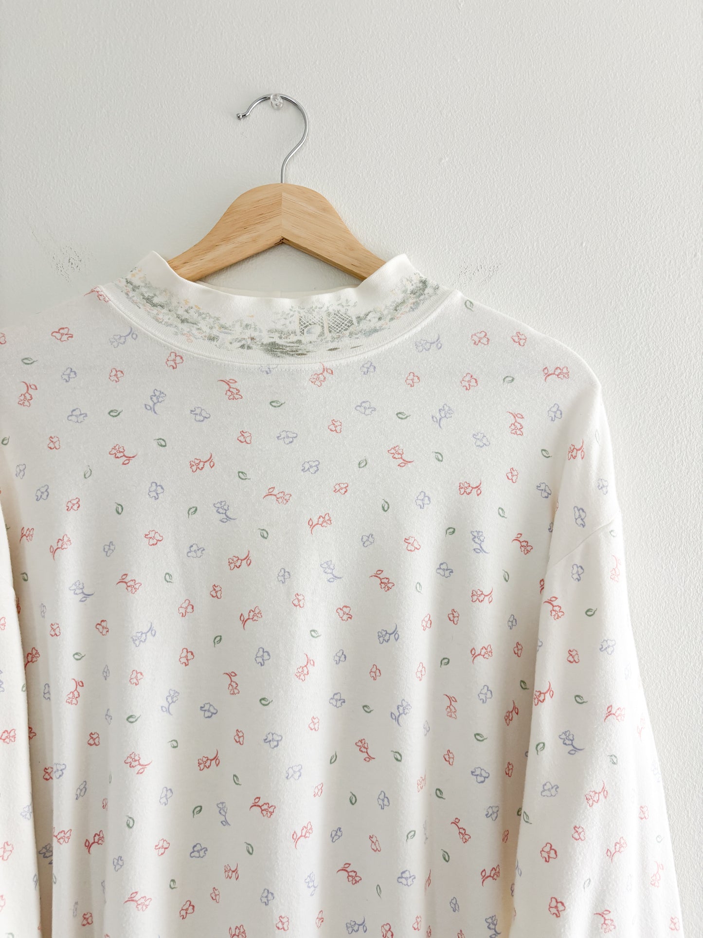 Vintage Floral Mockneck (XL)