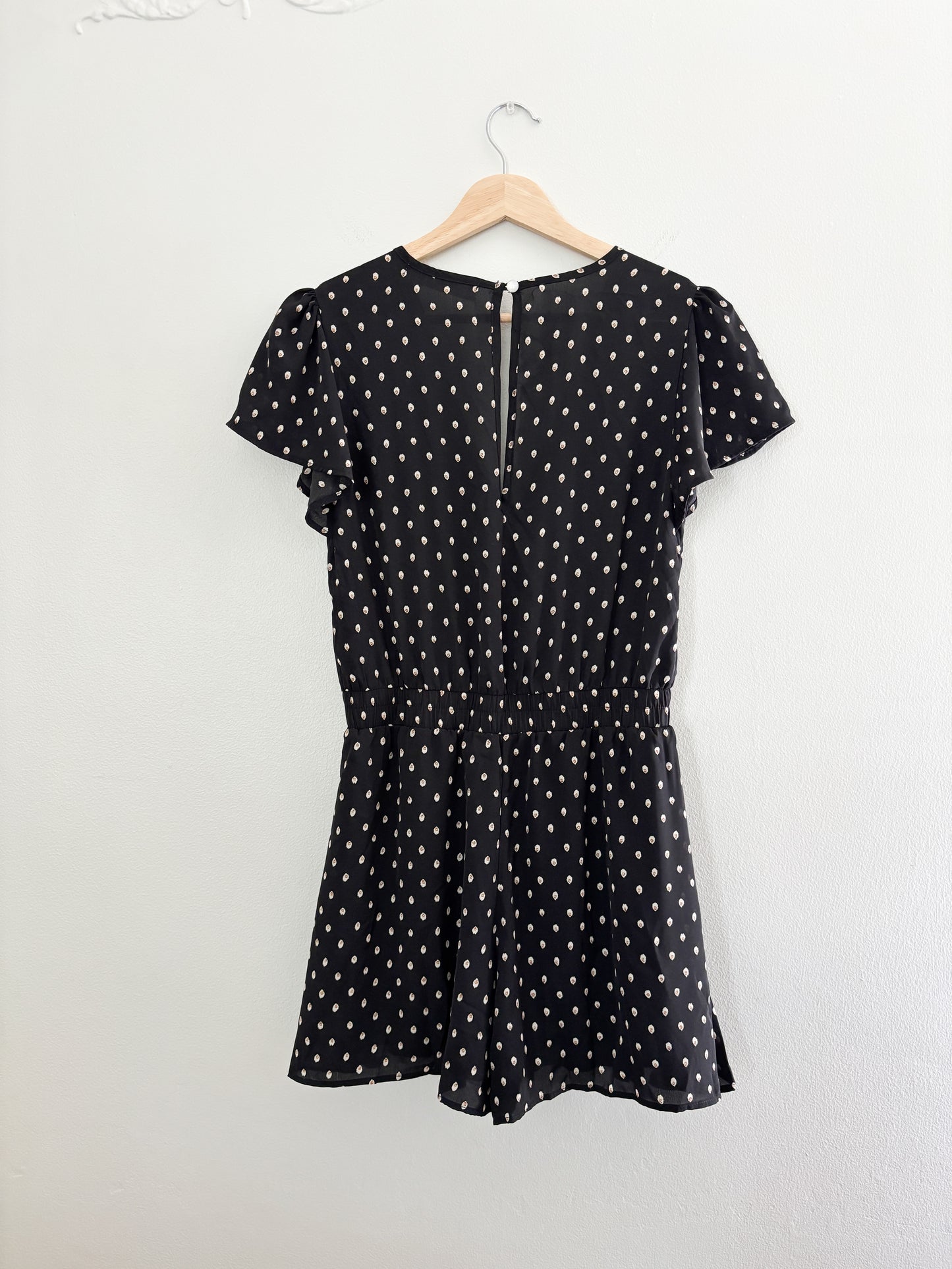 Black Patterned Flowy Romper (S)