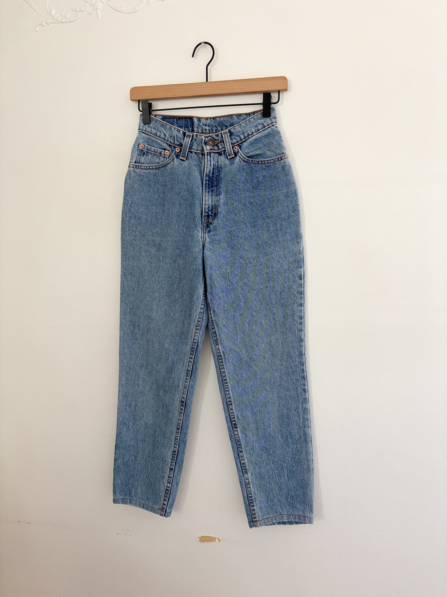 Vintage Levis Jeans (24”)