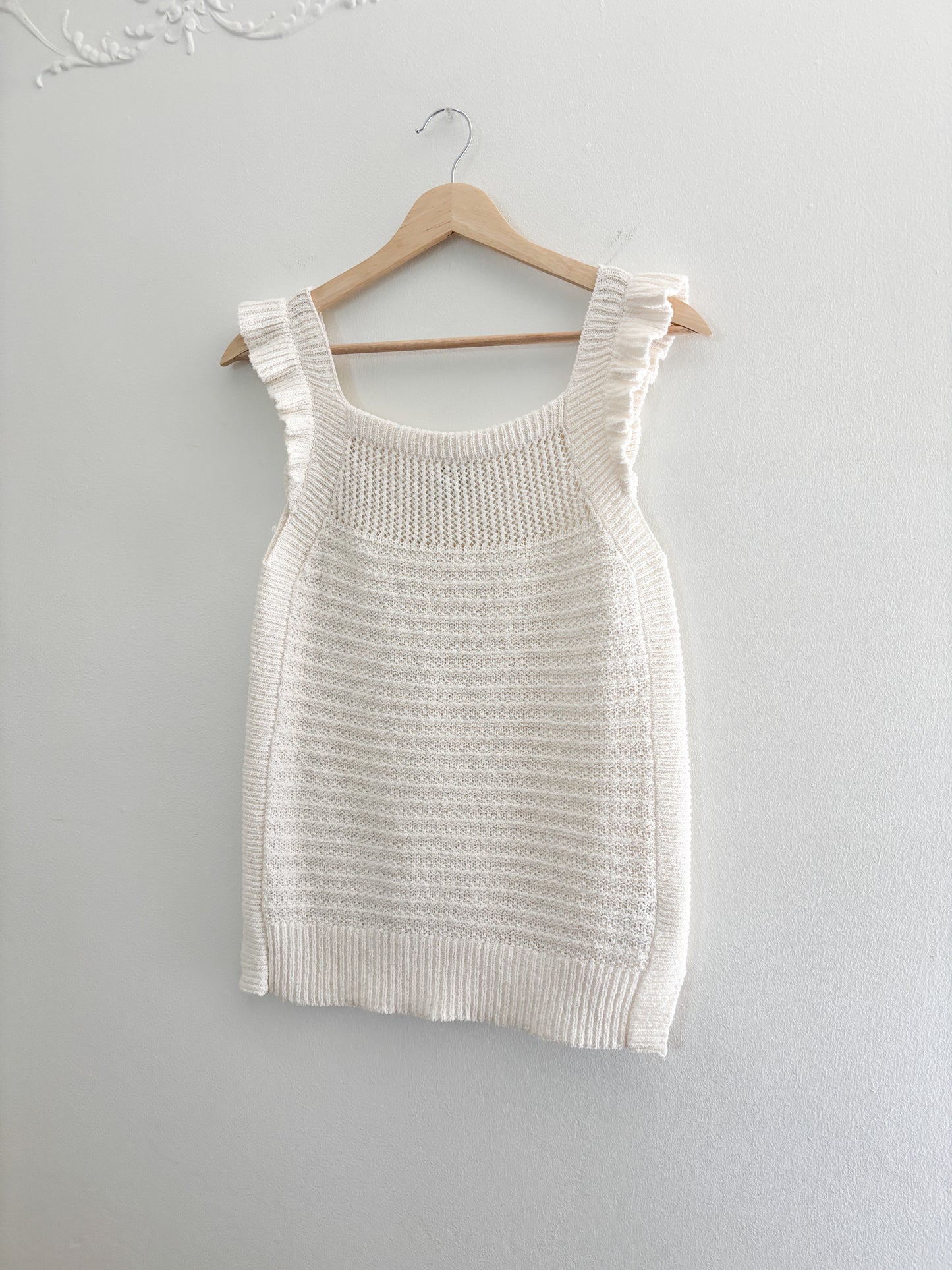 Knit Ruffle Tank Top (S)