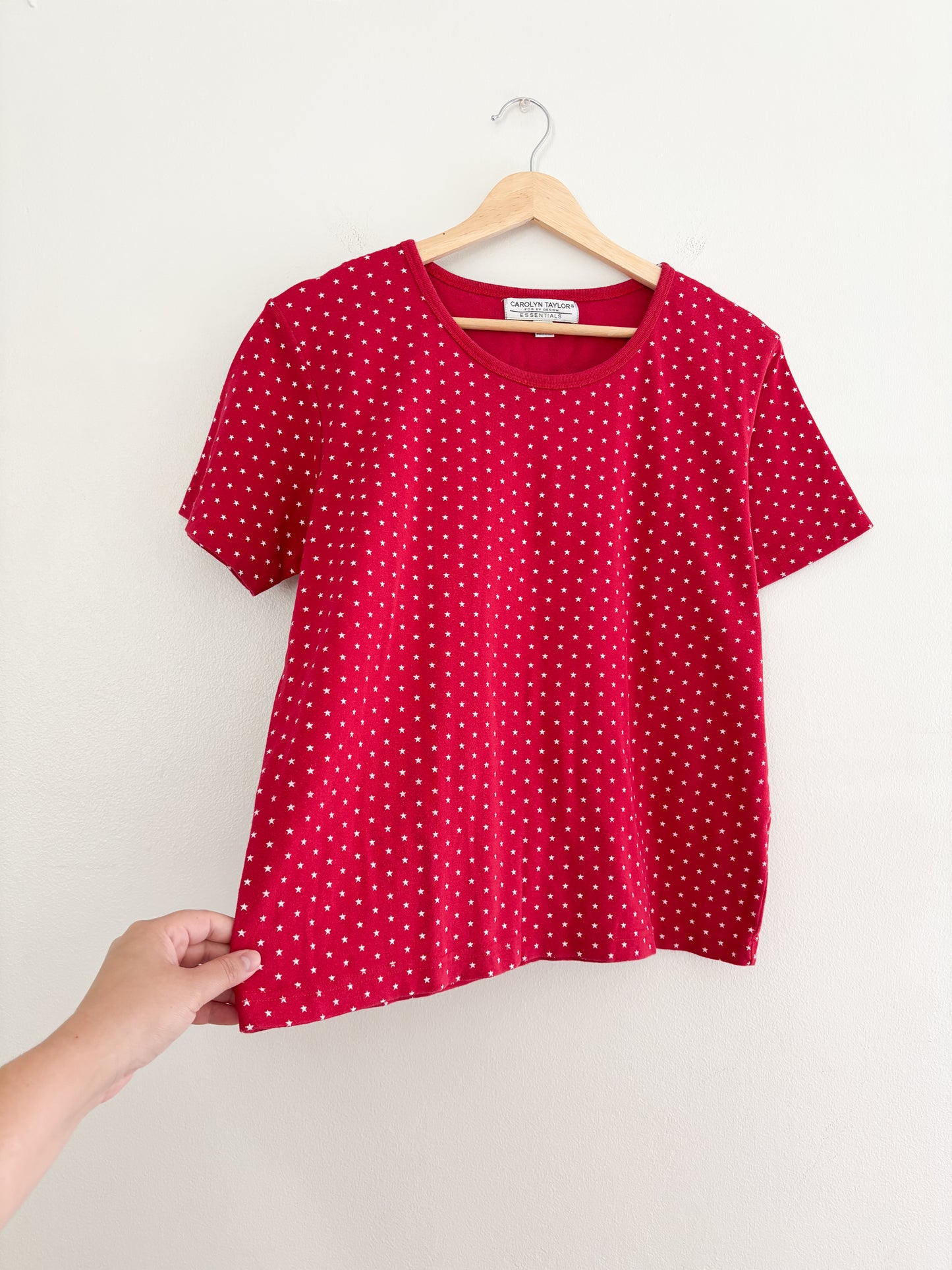 Vintage Red Star Patterned Tee (L)