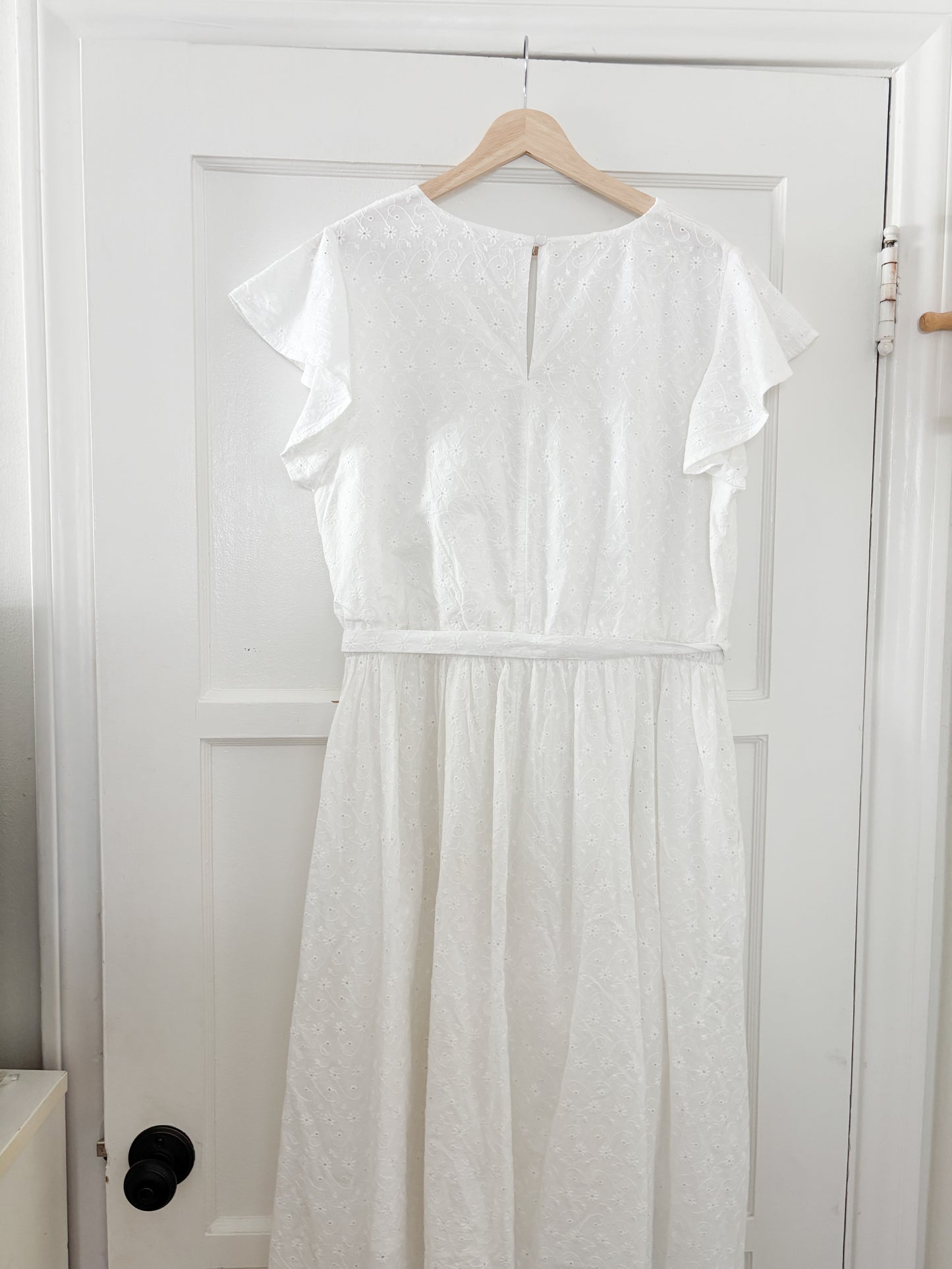 Lane Bryant Flutter Sleeve Eyelet Maxi Dress (L/XL)