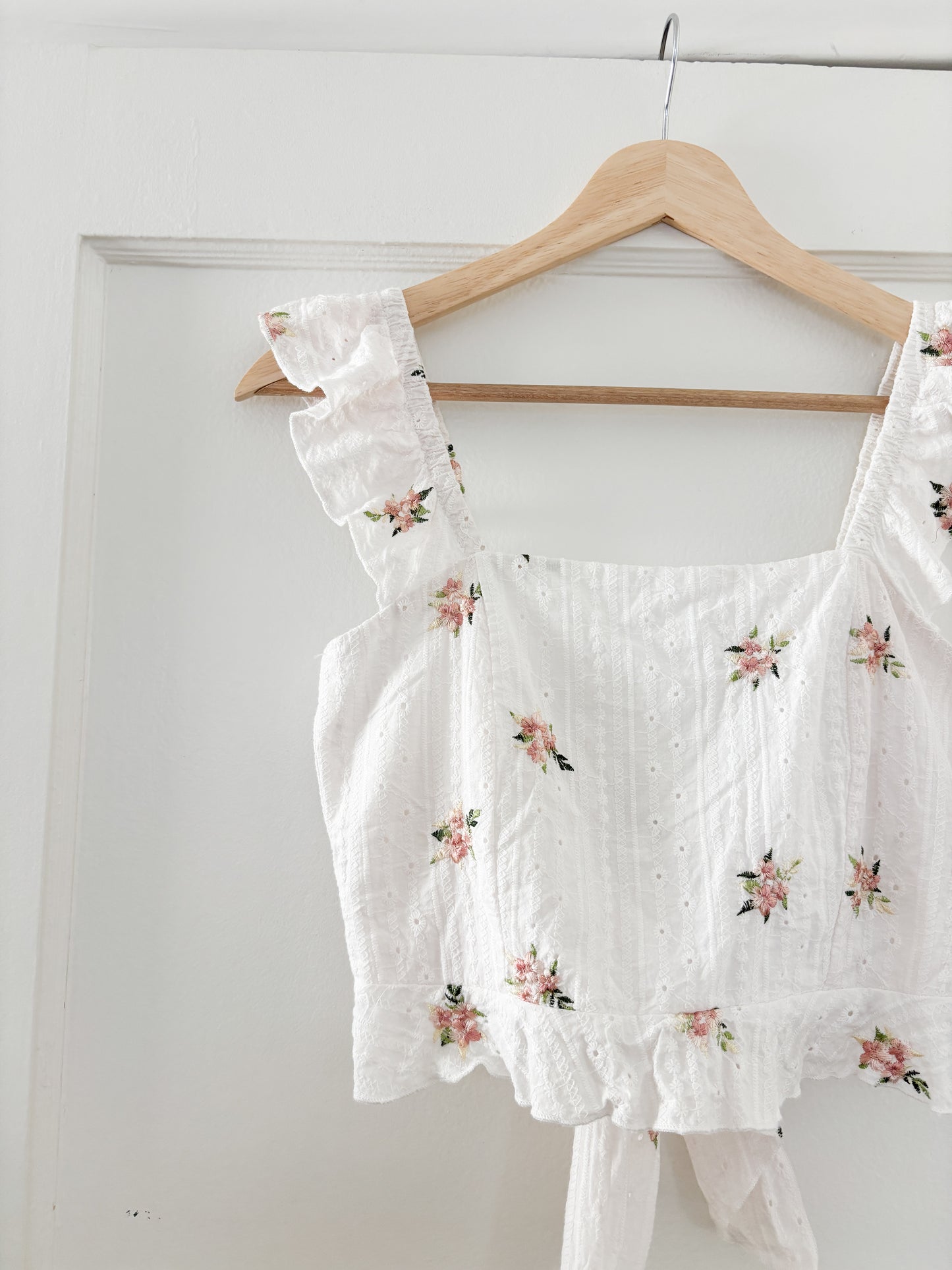 Floral Ruffle Crop Top (XS/S)