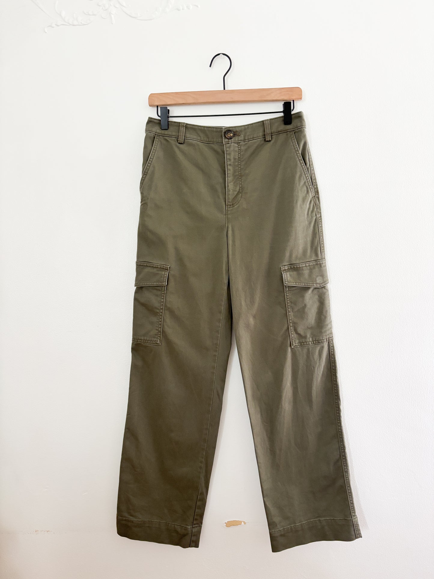 Loft Cargo Olive Pants (28”)