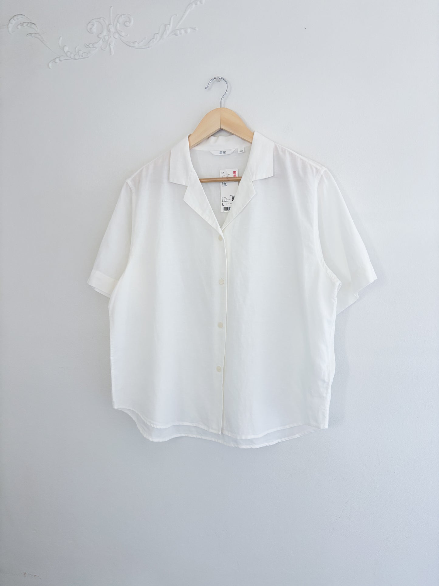 NWT Uniqlo Button Up (L)