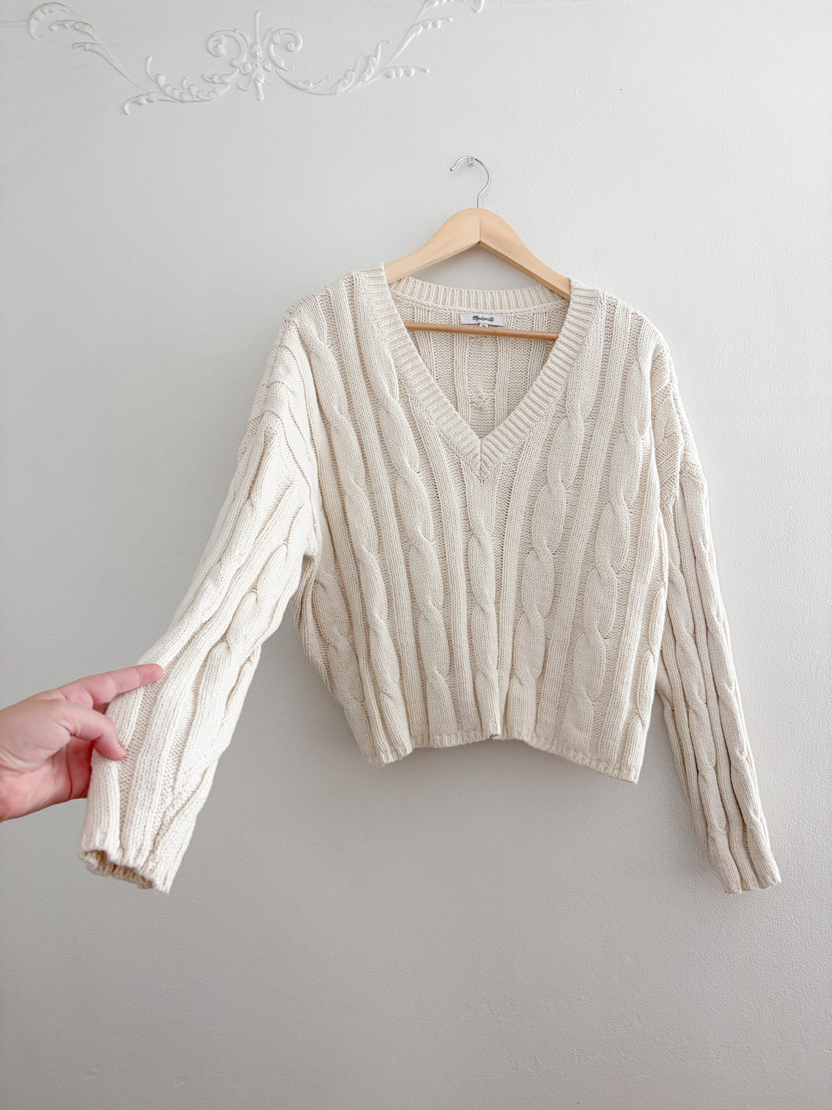 Madewell V Neck Cable Knit Sweater (XL)