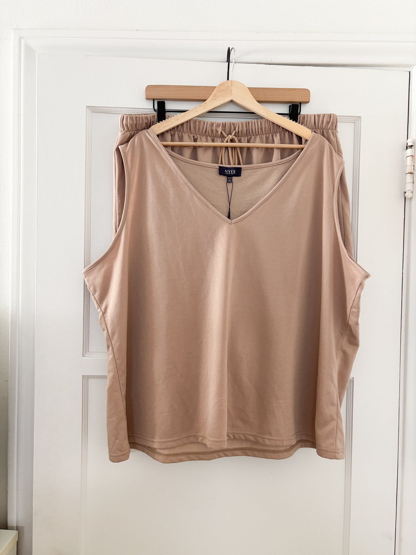 NWT NYDJ Lounge Set (2X)