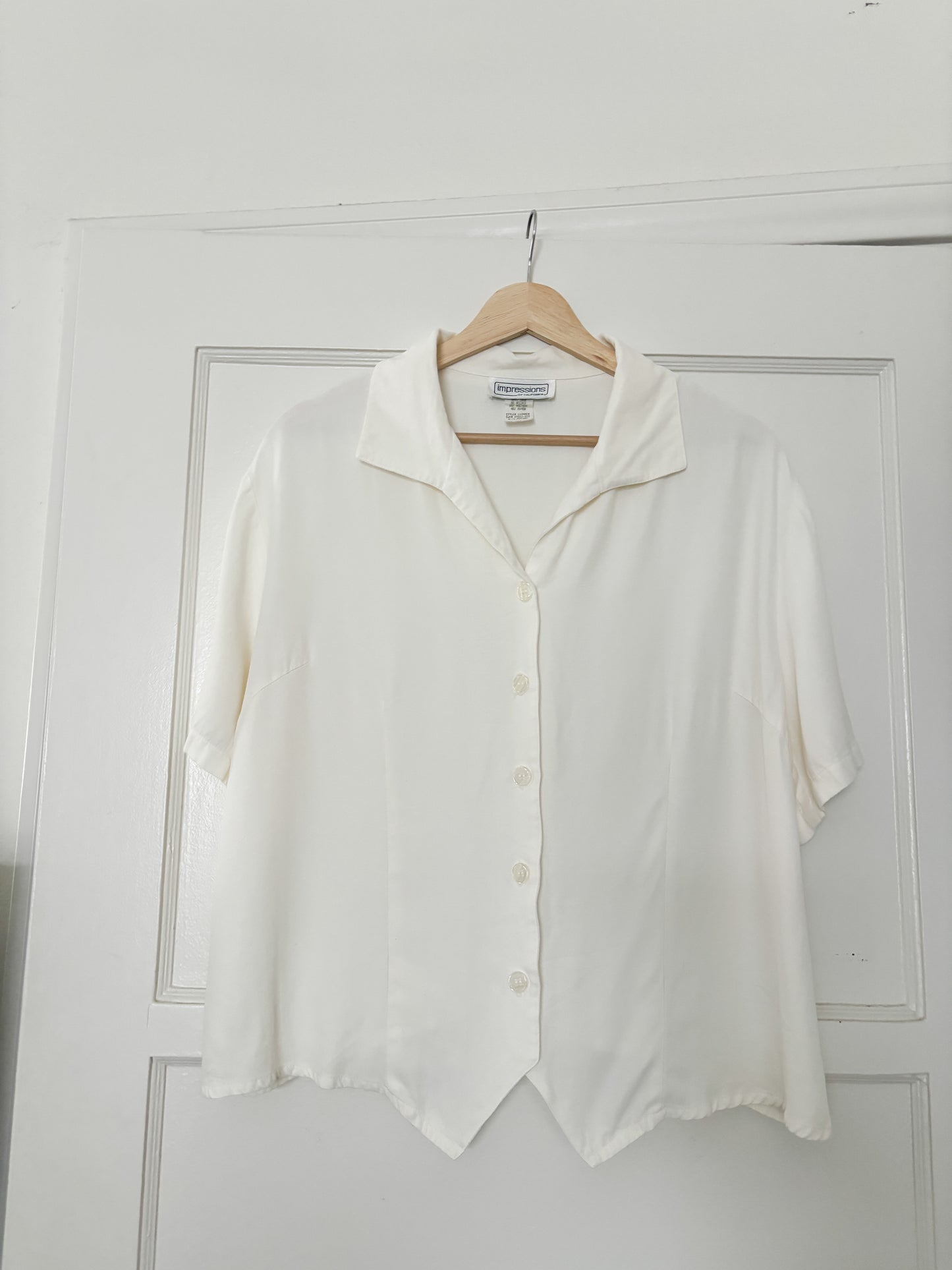 Vintage Collared button up top (XL)